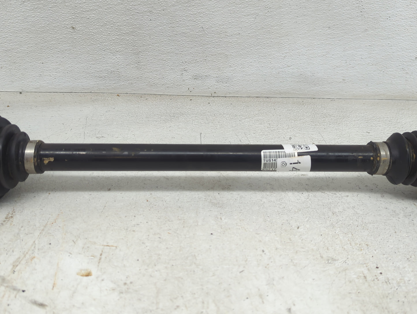 2015-2022 Dodge Charger Axle Shaft Rear Driver Cv C/v - Oemusedautoparts1.com