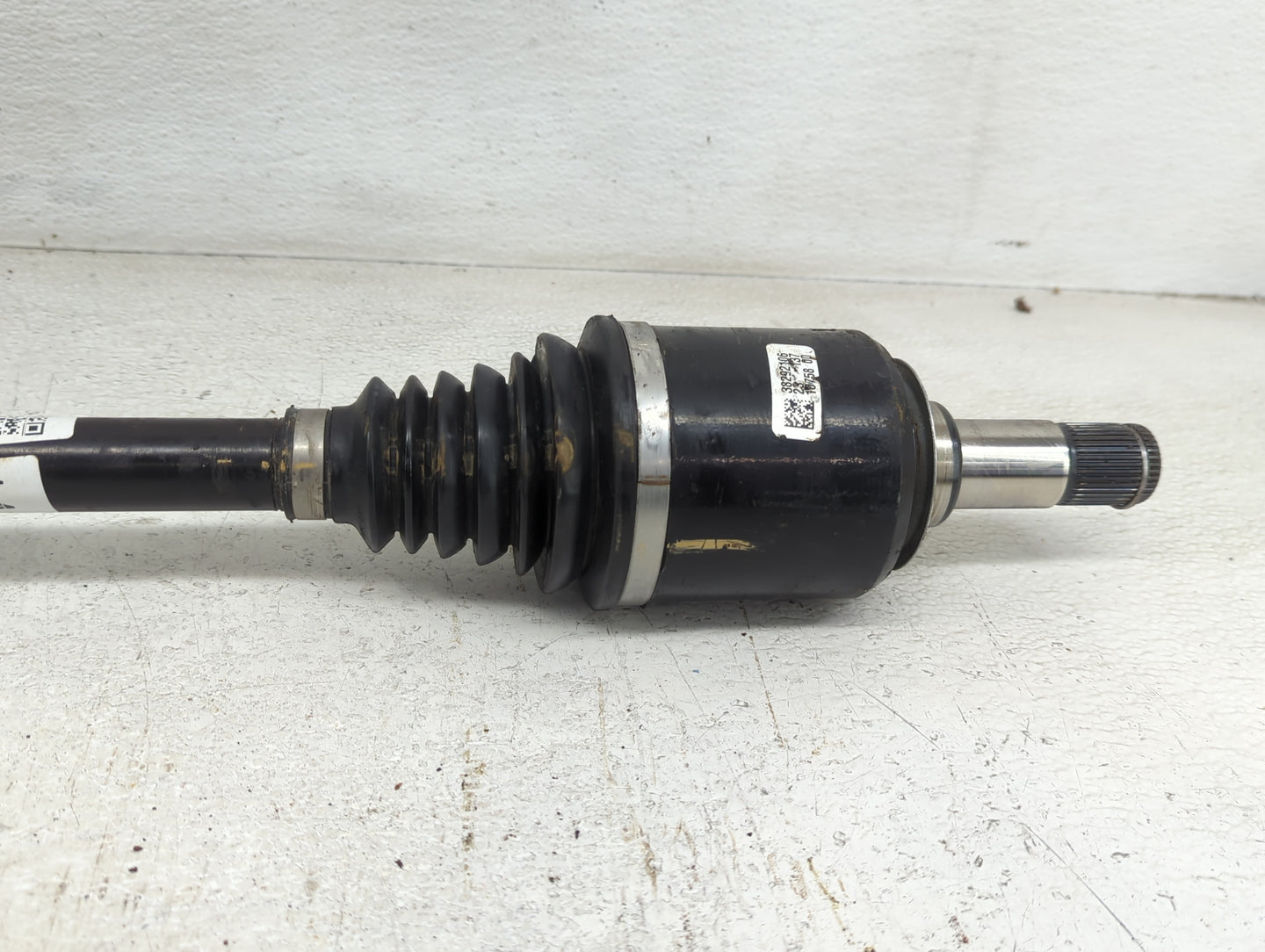 2015-2022 Dodge Charger Axle Shaft Rear Driver Cv C/v - Oemusedautoparts1.com