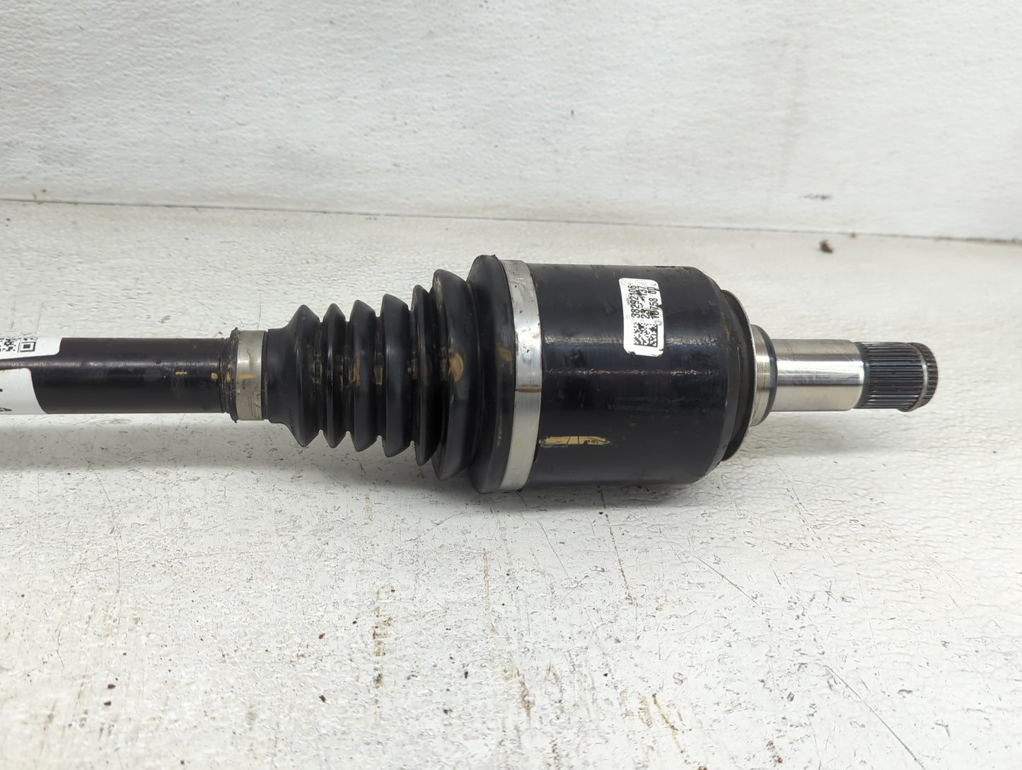 2015-2022 Dodge Charger Axle Shaft Rear Driver Cv C/v - Oemusedautoparts1.com