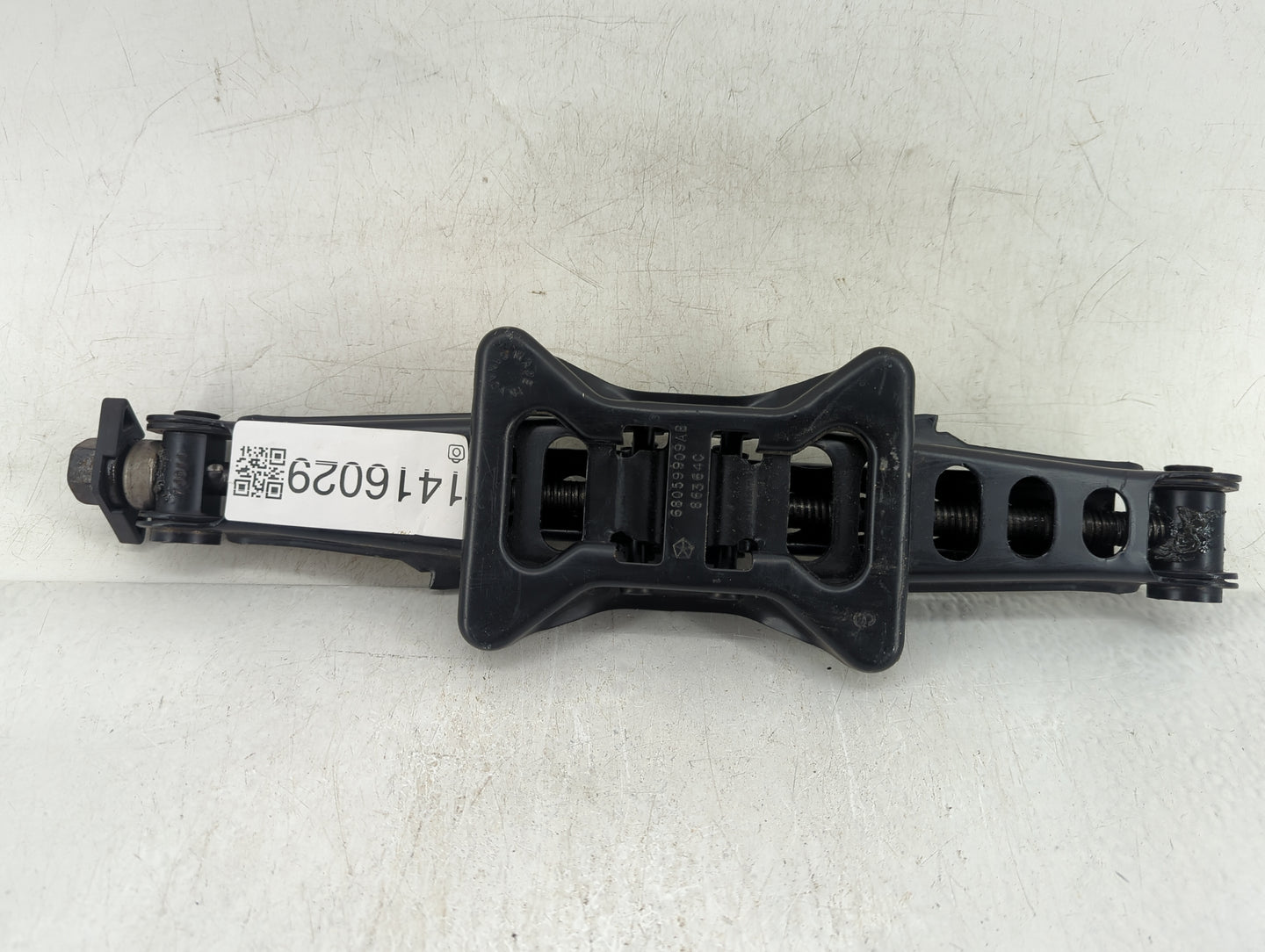 2023 Dodge Charger Spare Scissor Car Jack - Oemusedautoparts1.com