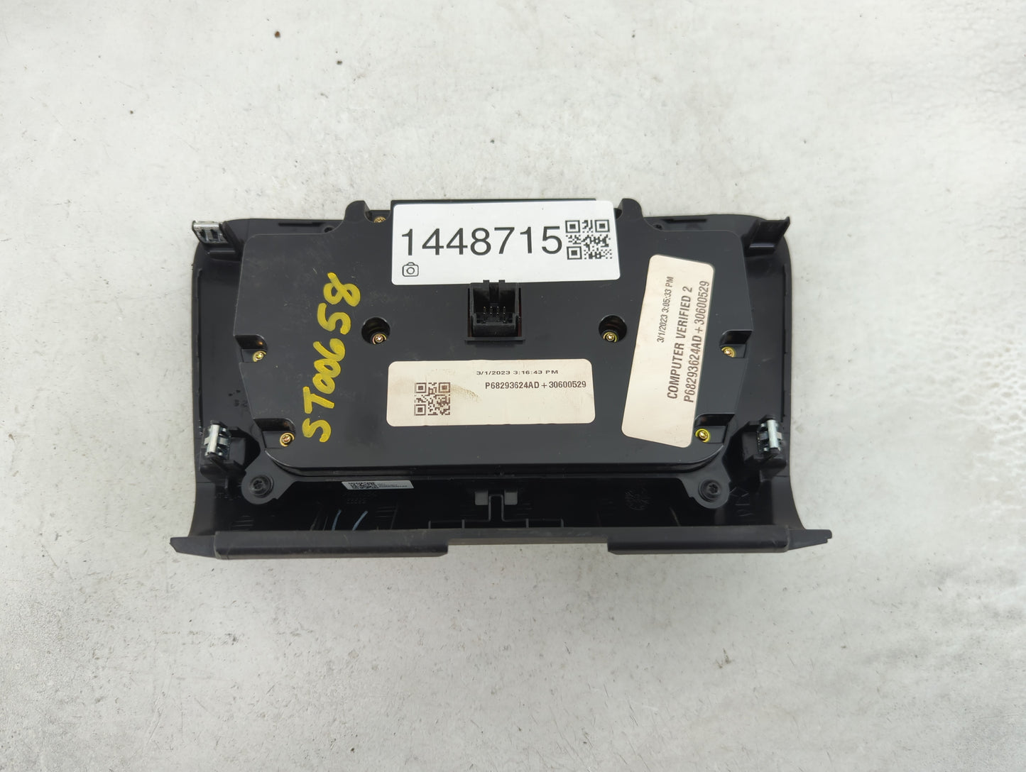 2023 Dodge Charger Climate Control Module Temperature AC/Heater Replacement P/N:P68293624AD Fits OEM Used Auto Parts - Oemus