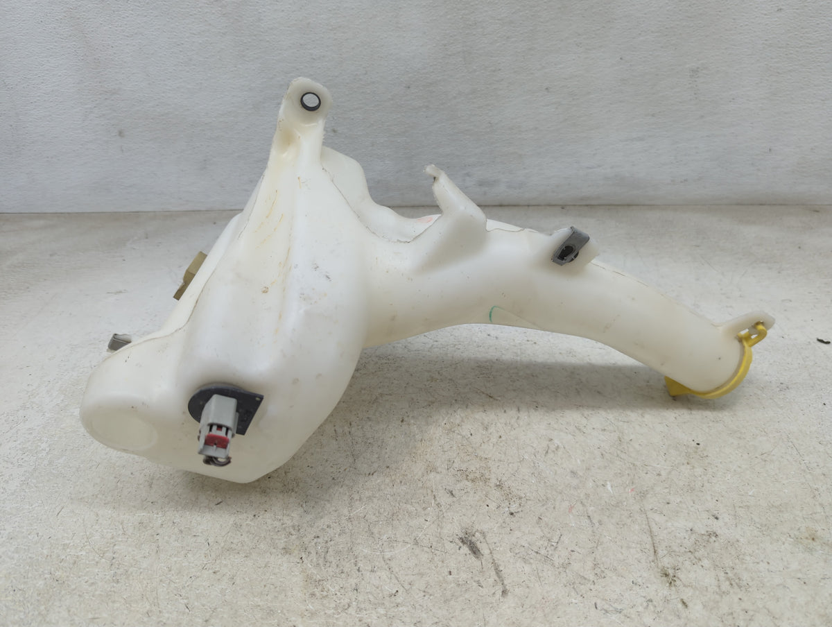 2011-2022 Dodge Charger Windshield Washer Fluid Reservoir Bottle Oem 1465687 - Oemusedautoparts1.com