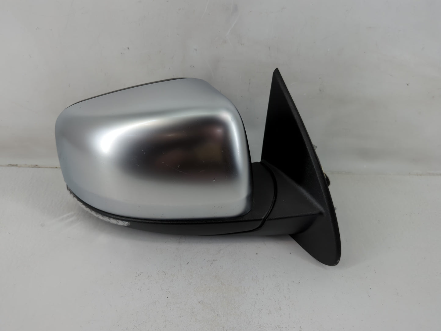 2023 Dodge Durango Side Mirror Replacement Passenger Right View Door Mirror P/N:68567886AA 5689930 Fits OEM Used Auto Parts 