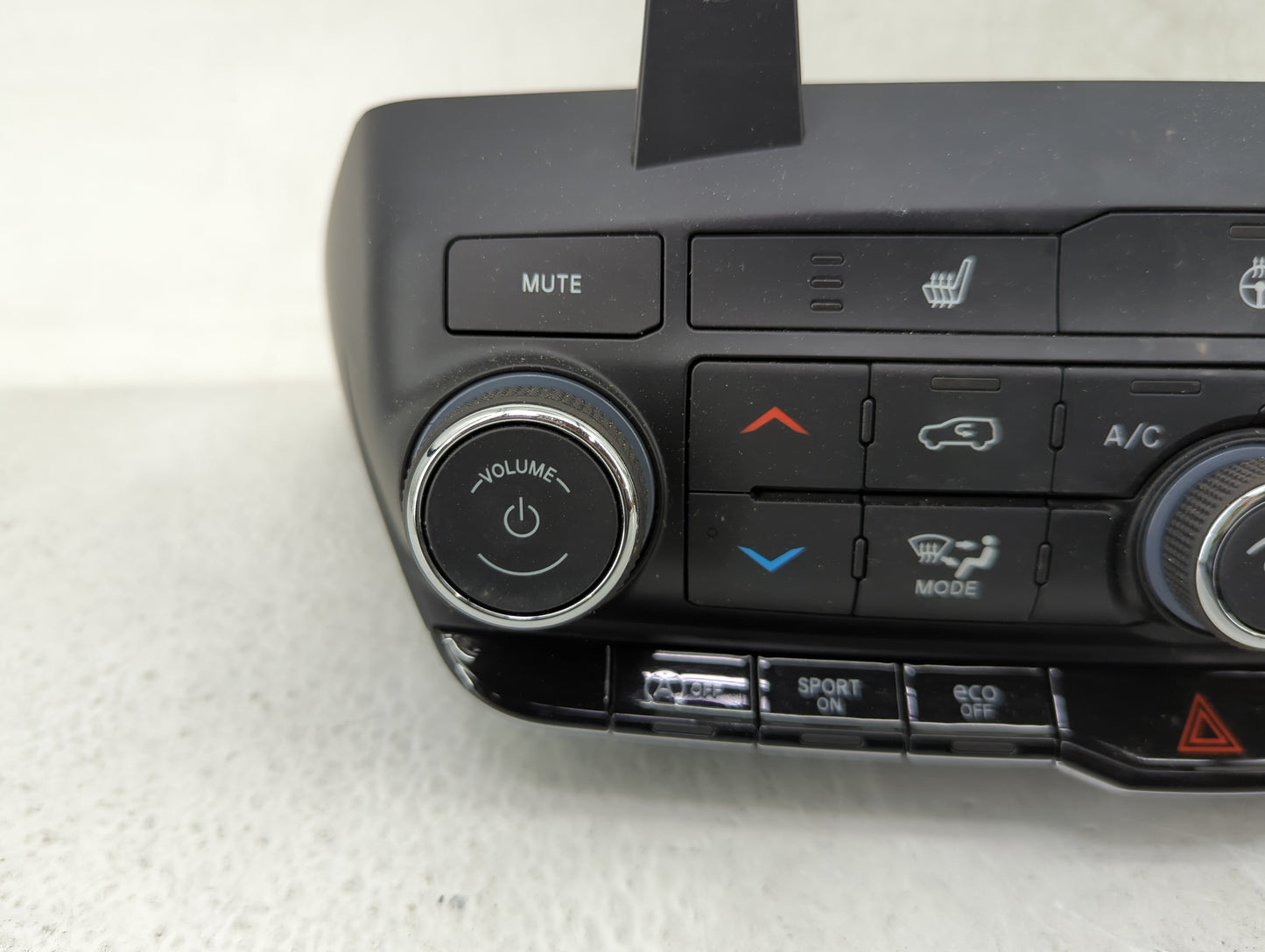 2021-2022 Dodge Durango Climate Control Module Temperature AC/Heater Replacement P/N:P68465668AD 17036478-04 Fits Fits 2021 