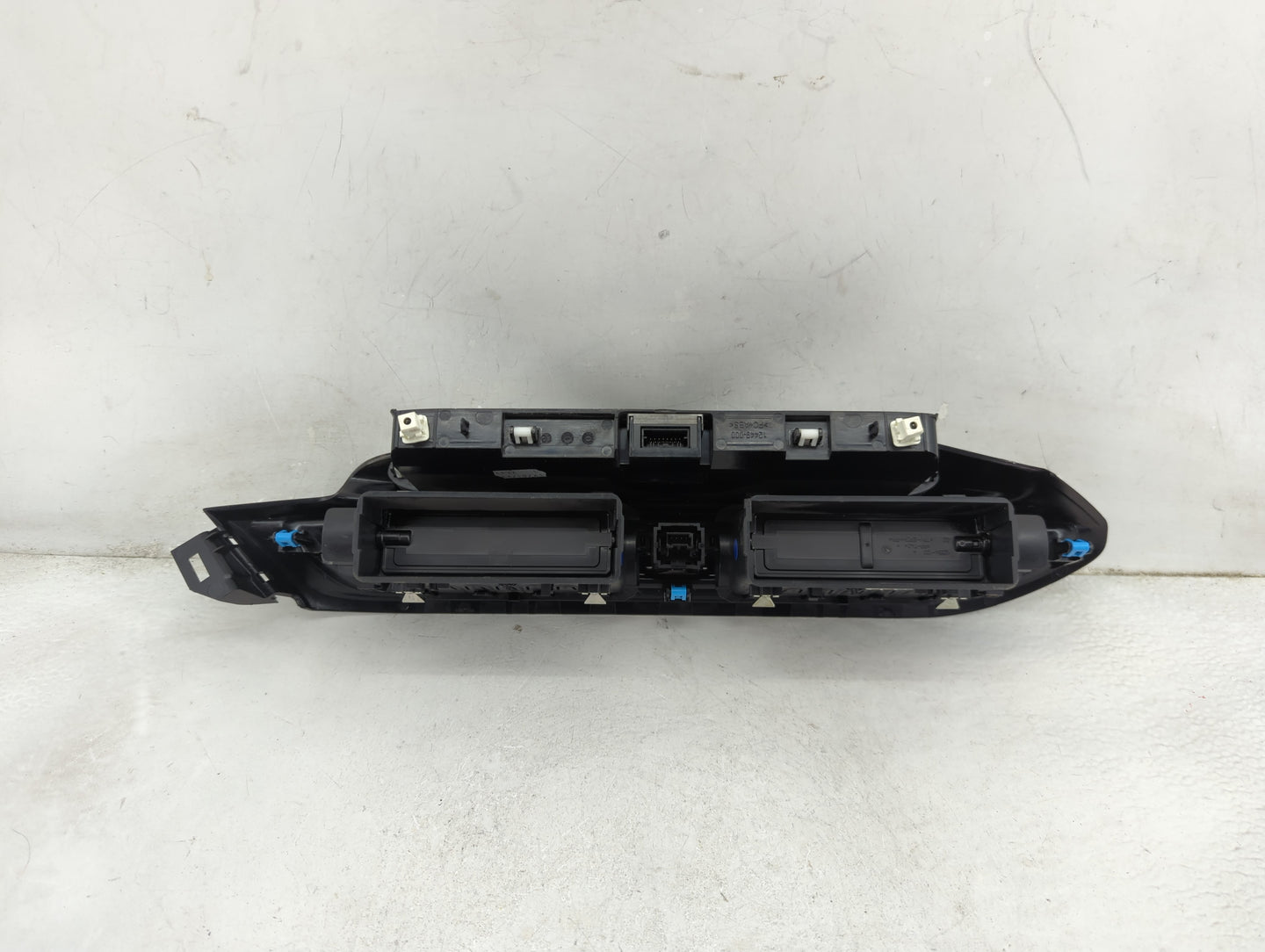2023 Dodge Hornet Climate Control Module Temperature AC/Heater Replacement P/N:01561716810 Fits OEM Used Auto Parts - Oemuse