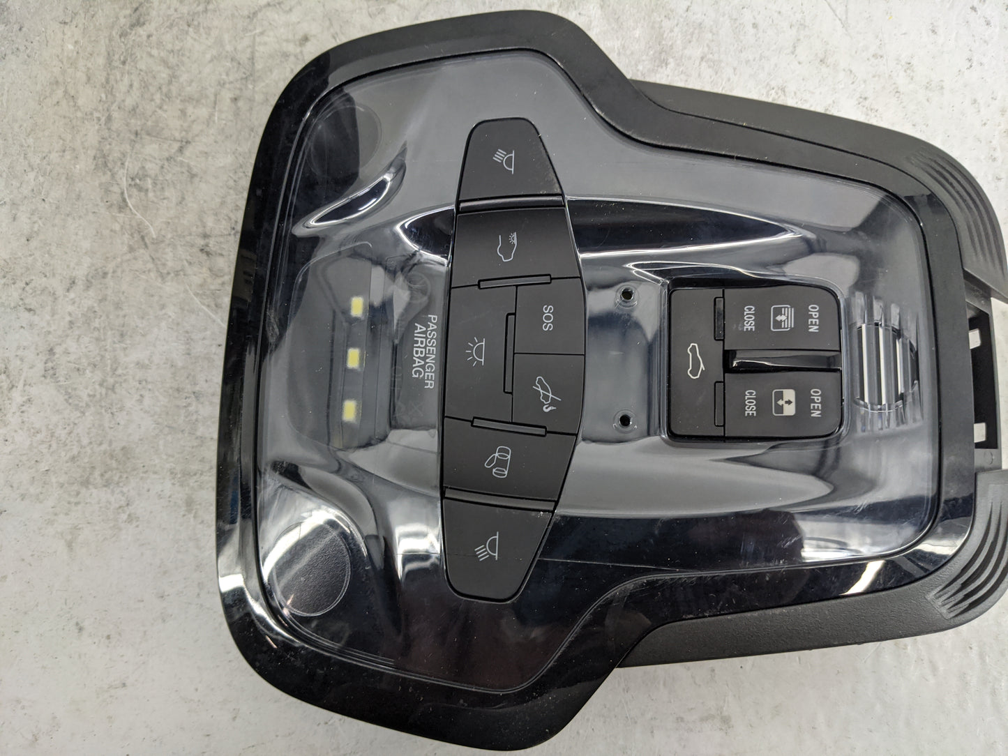 2023 Dodge Hornet Overhead Console W/rear Climate Control - Oemusedautoparts1.com