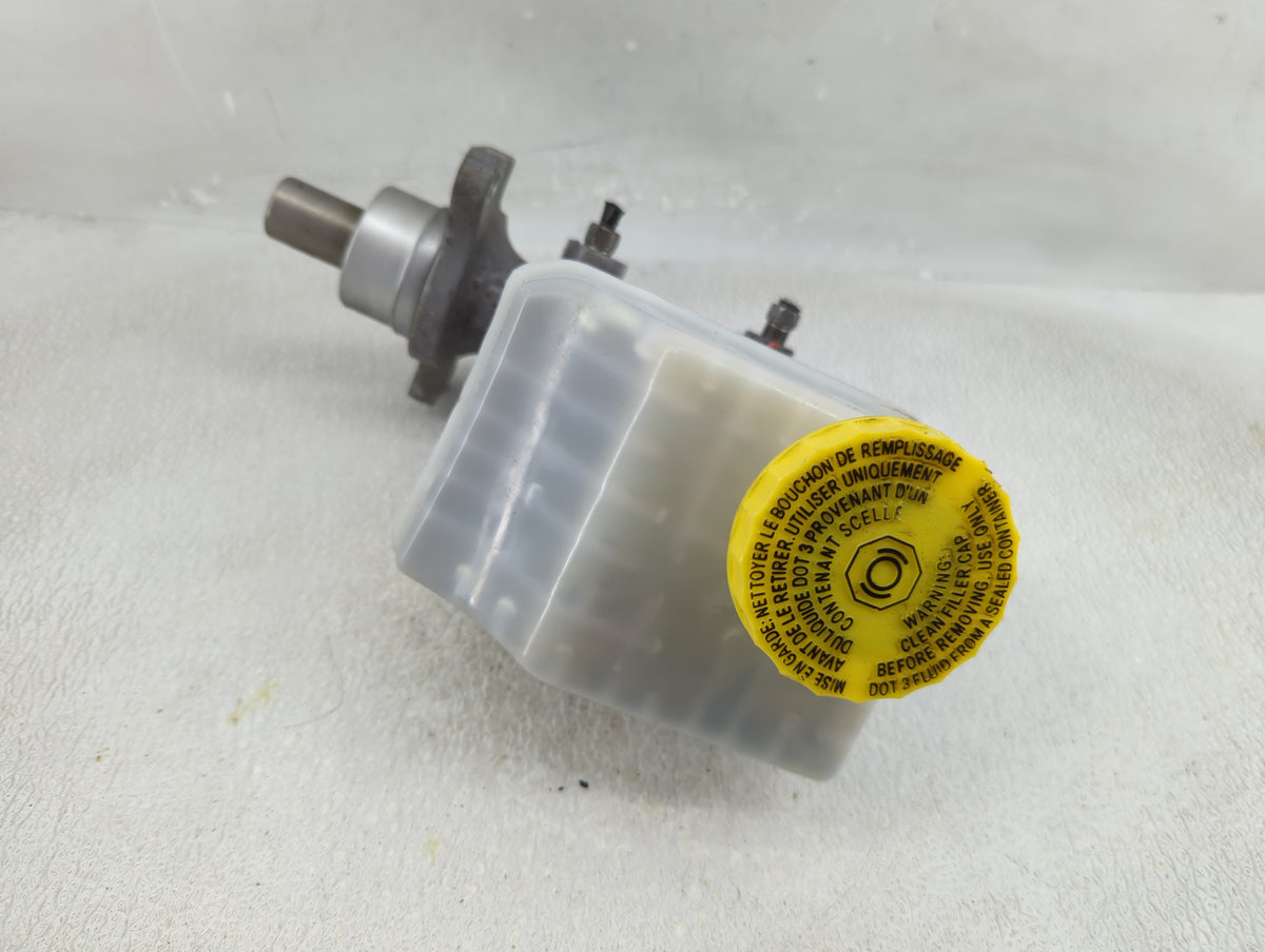 2007-2008 Dodge Ram 1500 Brake Master Cylinder 1311336 - Oemusedautoparts1.com