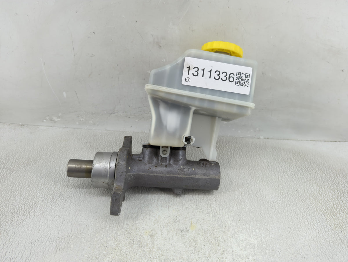 2007-2008 Dodge Ram 1500 Brake Master Cylinder 1311336 - Oemusedautoparts1.com