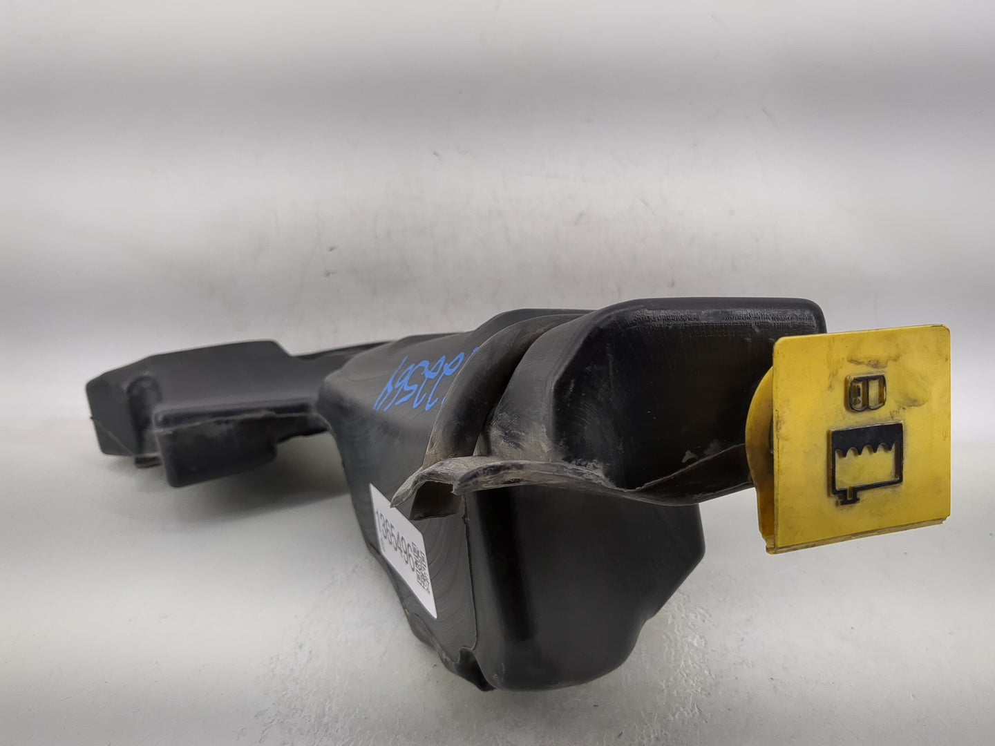 Dodge Ram 1500 Windshield Washer Fluid Reservoir Bottle Oem - Oemusedautoparts1.com