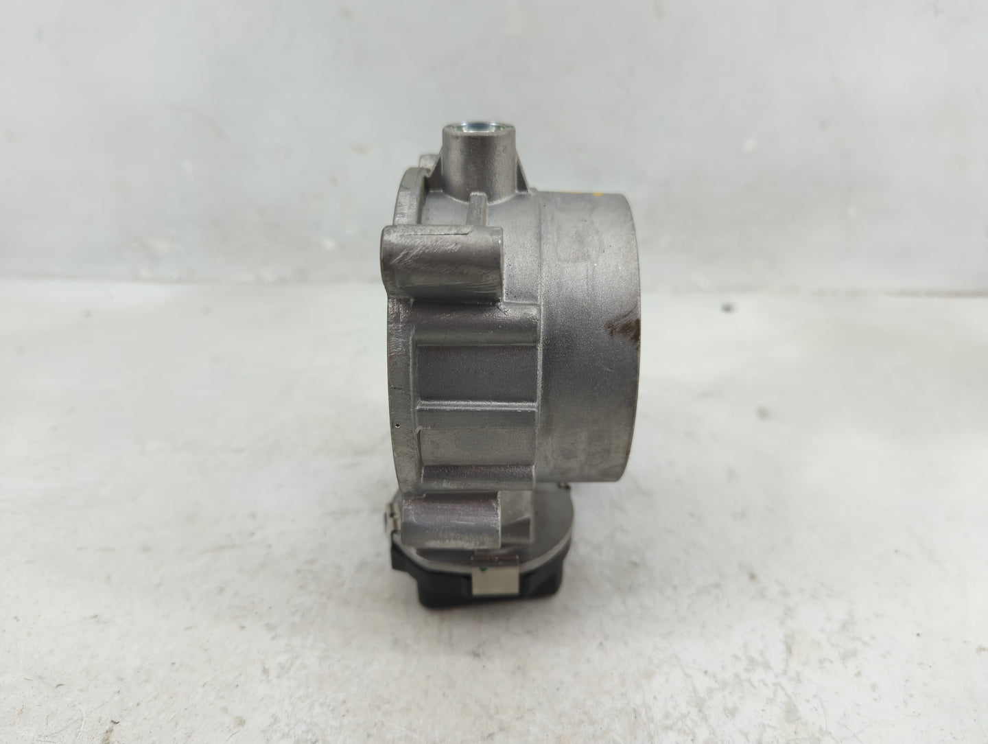 2023 Dodge Ram 1500 Throttle Body P/N:53034251AD Fits Fits 2012 2013 2014 2015 2016 2017 2018 2019 2020 2021 2022 OEM Used A