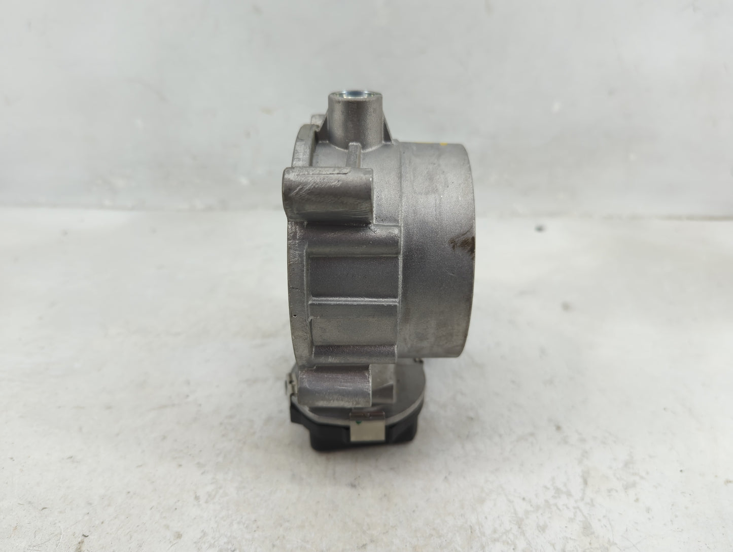 2023 Dodge Ram 1500 Throttle Body P/N:53034251AD Fits Fits 2012 2013 2014 2015 2016 2017 2018 2019 2020 2021 2022 OEM Used A