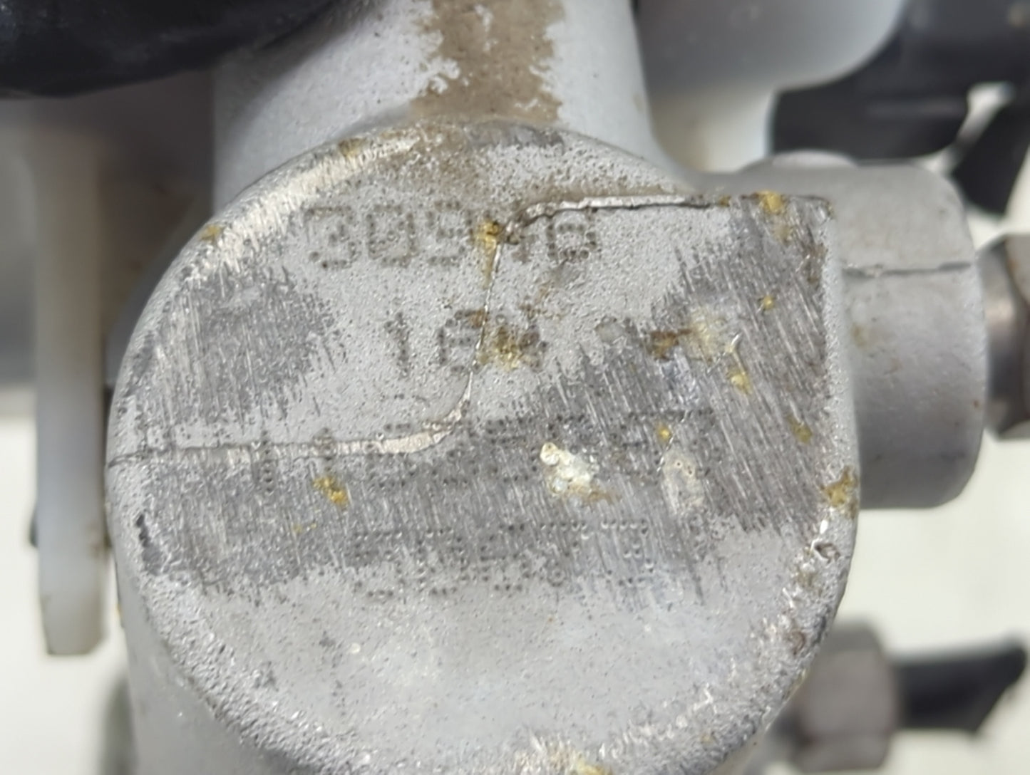 Dodge Ram 2500 Brake Master Cylinder 1490013 - Oemusedautoparts1.com