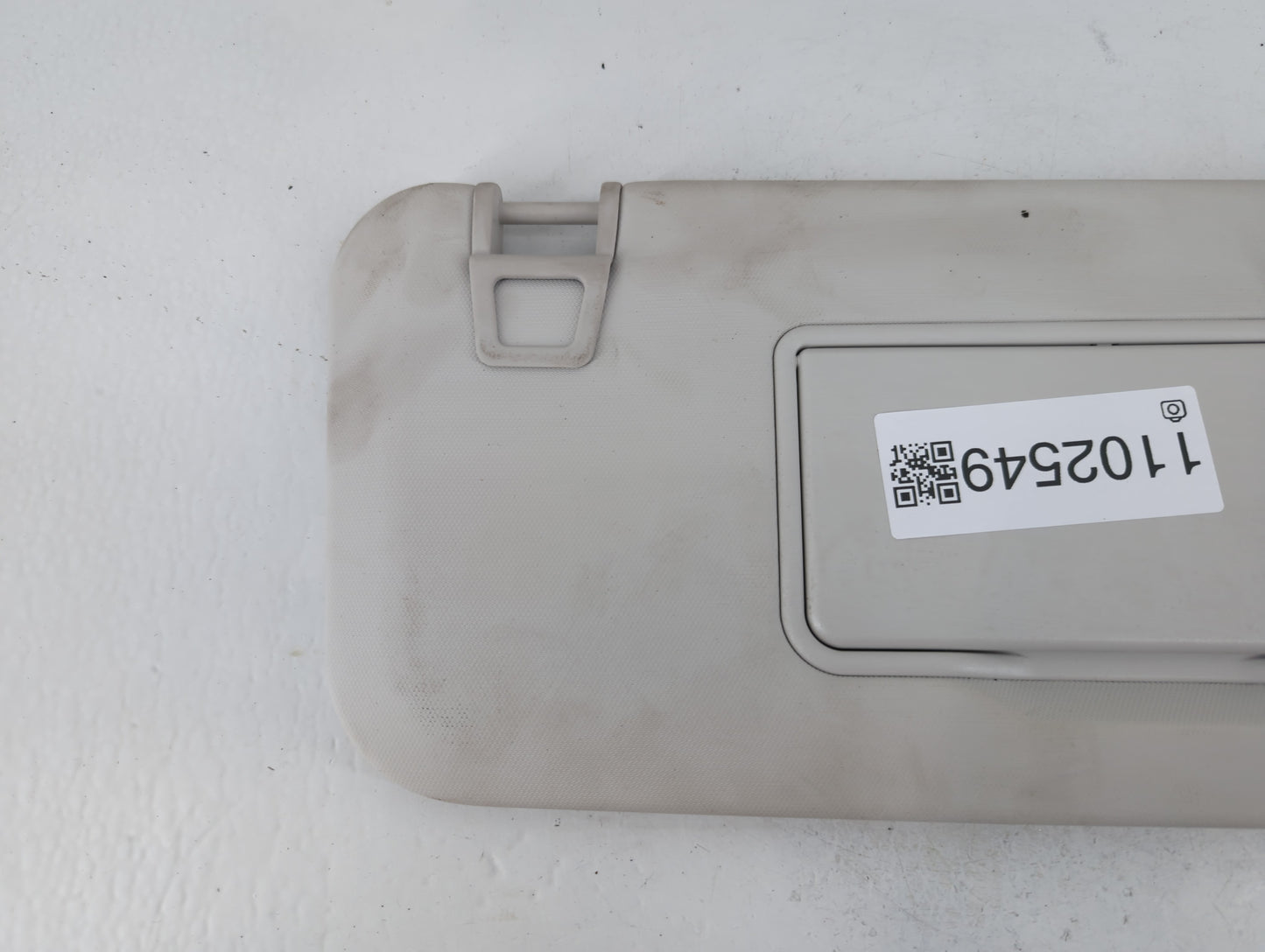2021-2022 Ford Bronco Sun Visor Shade Replacement Passenger Right Mirror Fits Fits 2021 2022 OEM Used Auto Parts - Oemusedau