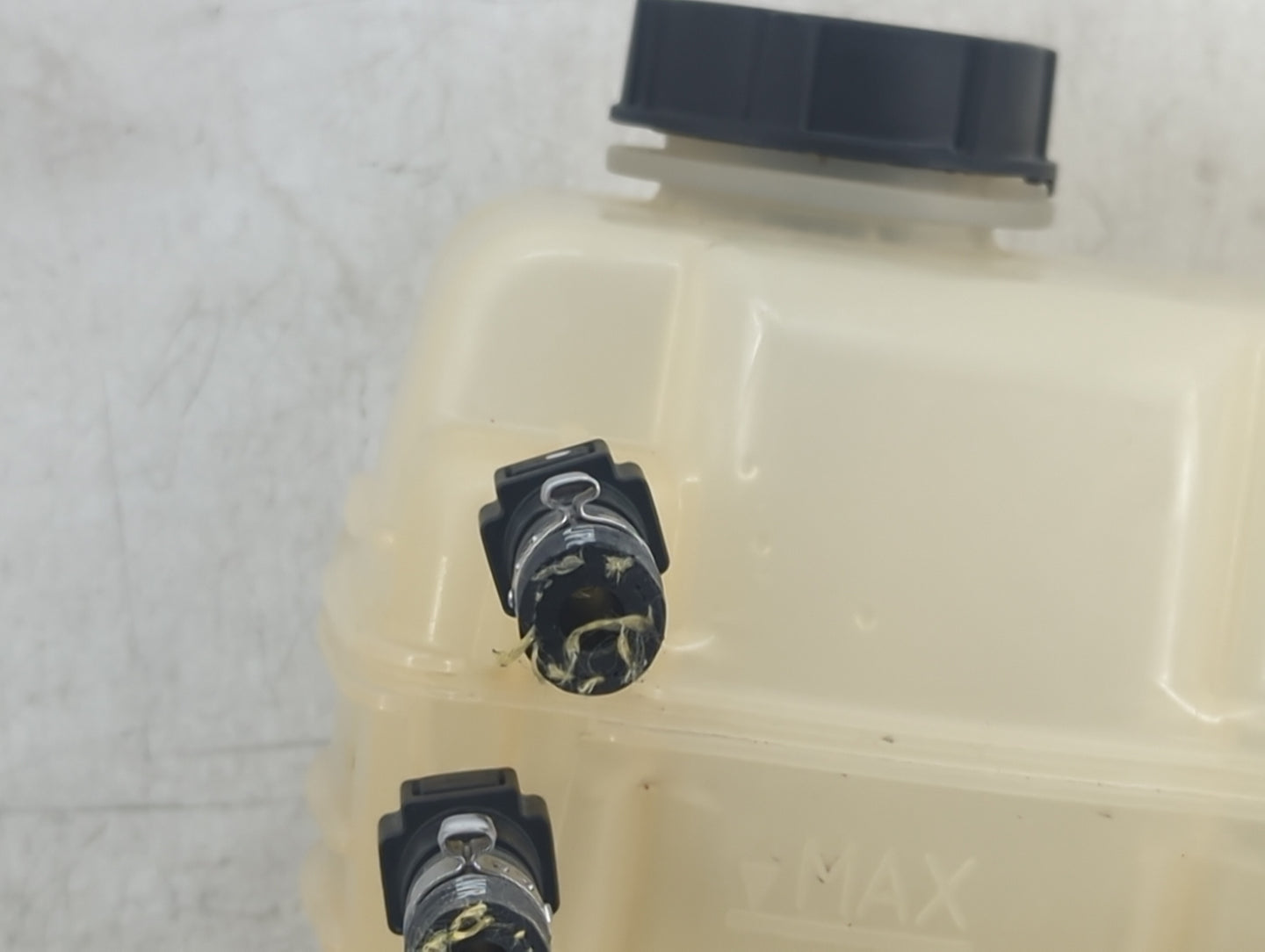 2023 Ford Bronco Radiator Coolant Overflow Expansion Tank Bottle - Oemusedautoparts1.com