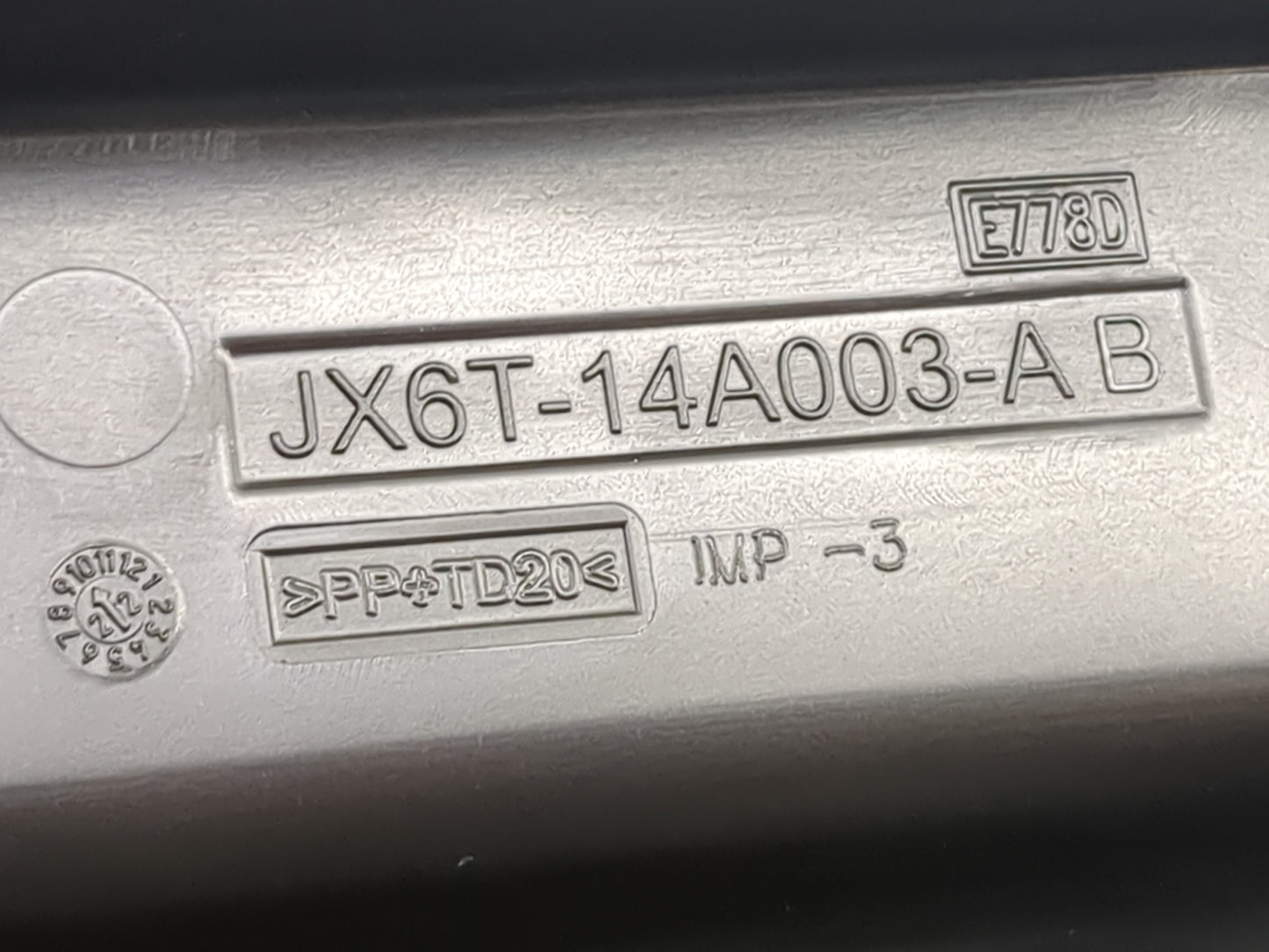 2021-2022 Ford Bronco Sport Fusebox Fuse Box Panel Relay Module P/N:JX6T-14A003-AB Fits Fits 2021 2022 OEM Used Auto Parts -
