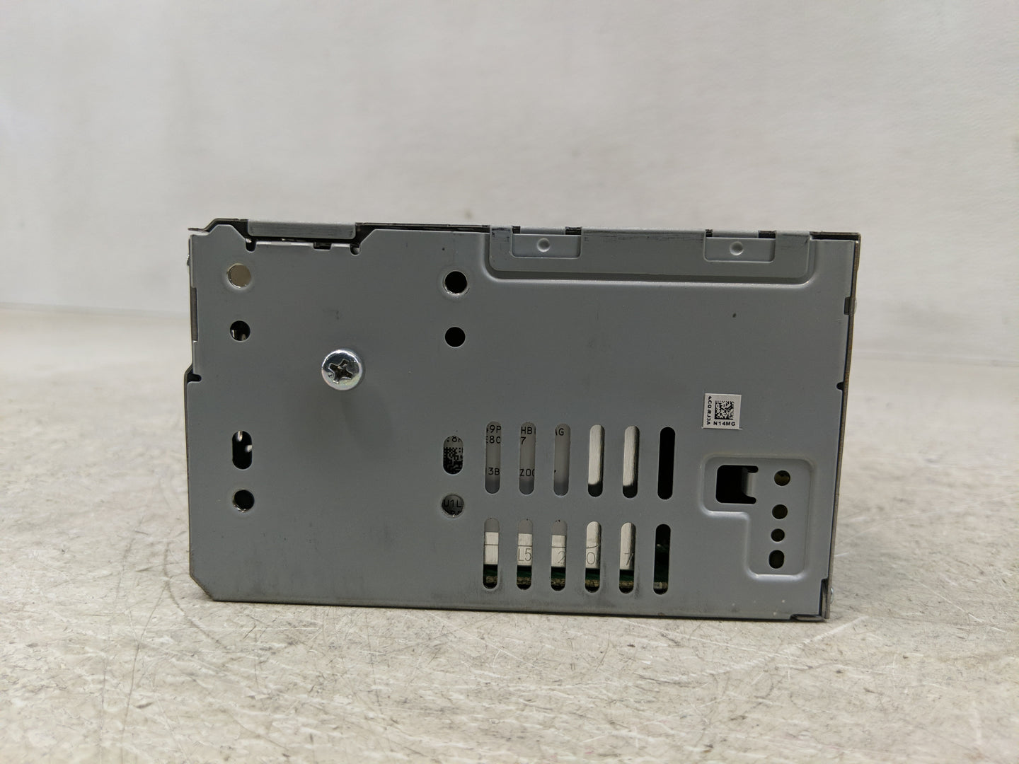 2023 Ford Edge Radio AM FM Cd Player Receiver Replacement P/N:MT4T-18D818-BG Fits OEM Used Auto Parts - Oemusedautoparts1.co