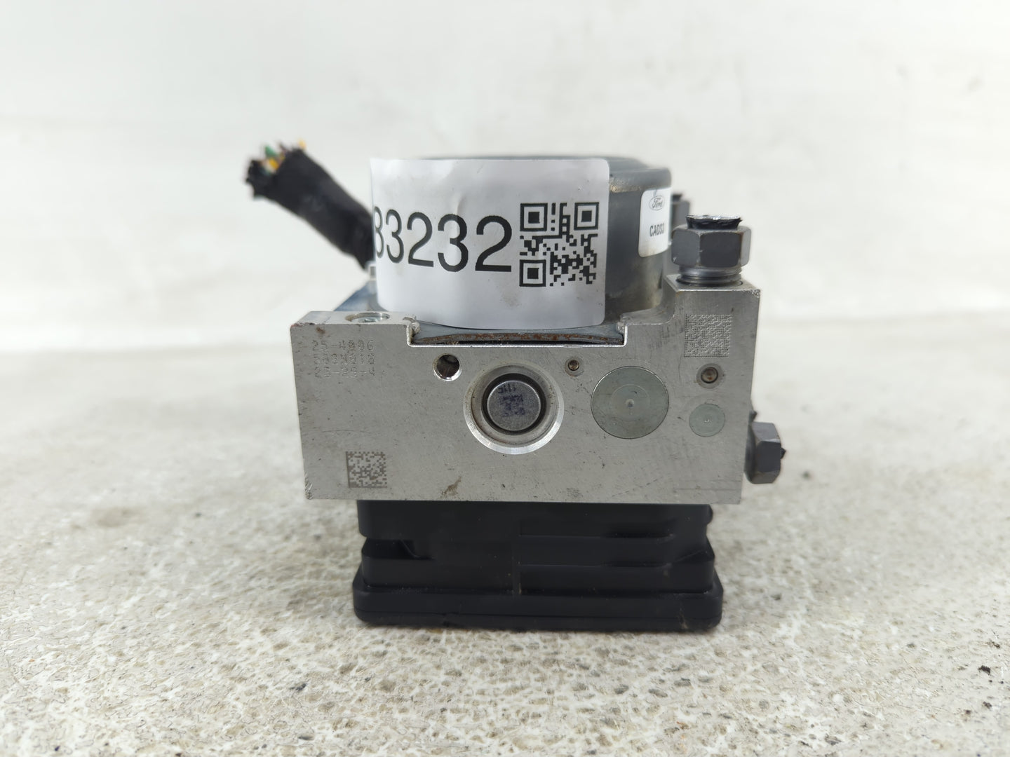2019-2020 Ford Edge ABS Pump Control Module Replacement P/N:P2GC-2B373-BA Fits Fits 2019 2020 OEM Used Auto Parts - Oemuseda