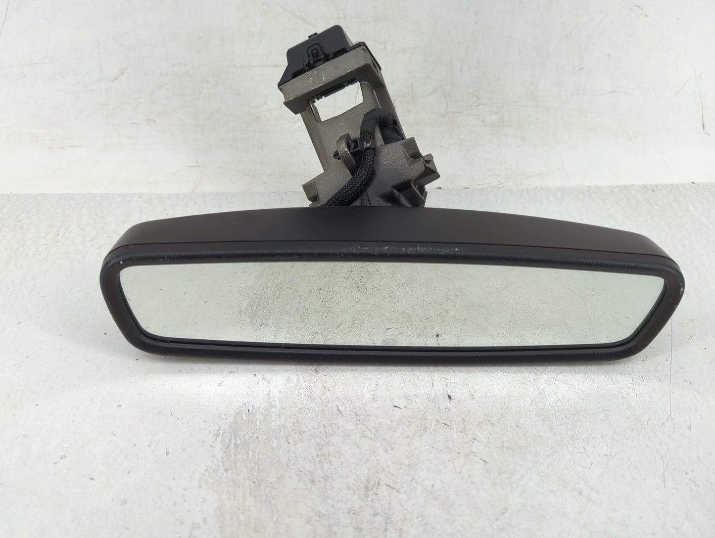 2019-2020 Ford Edge Interior Rear View Mirror Replacement OEM P/N:E11046532 Fits Fits 2019 2020 OEM Used Auto Parts - Oemuse