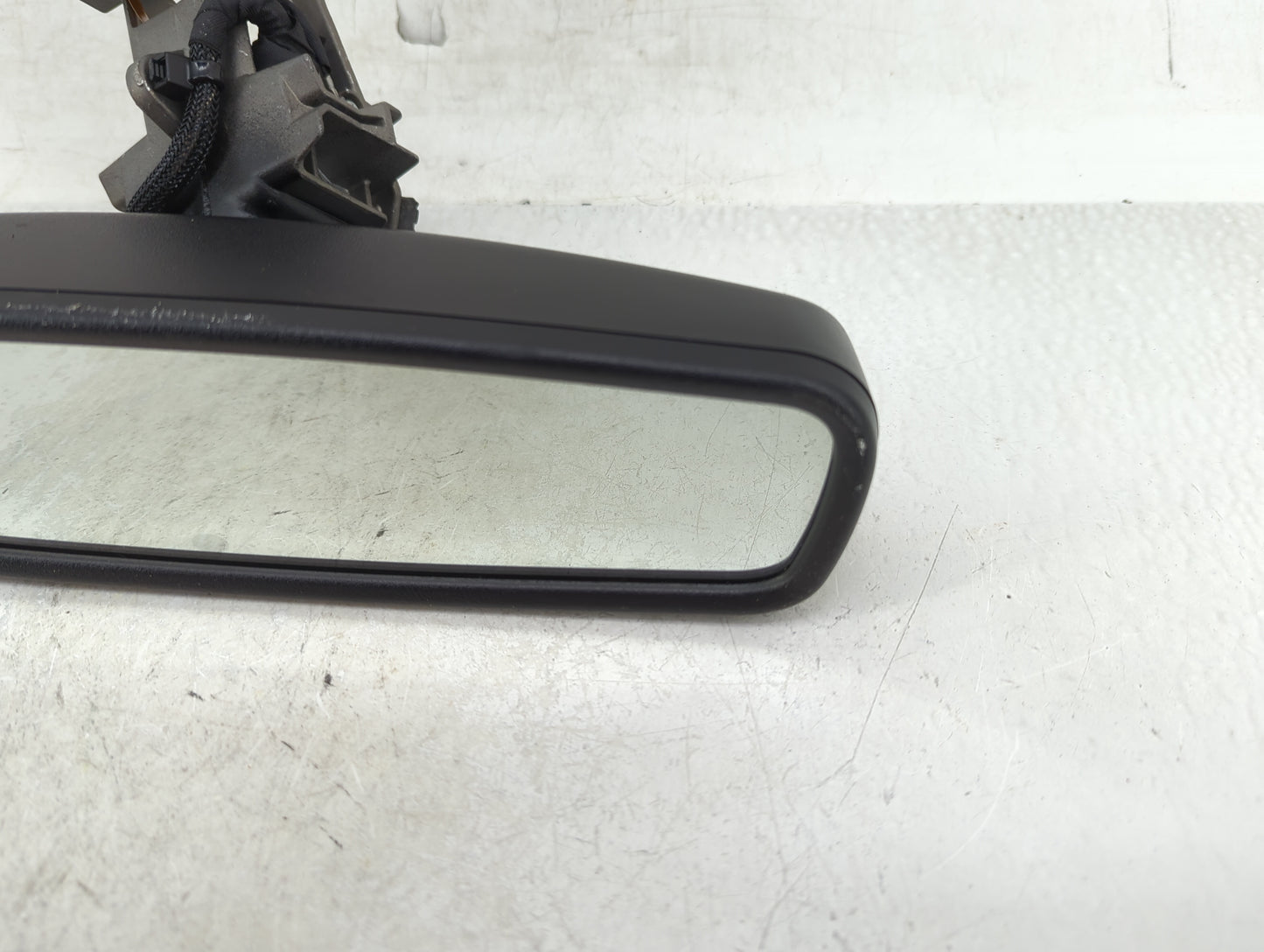 2019-2020 Ford Edge Interior Rear View Mirror Replacement OEM P/N:E11046532 Fits Fits 2019 2020 OEM Used Auto Parts - Oemuse