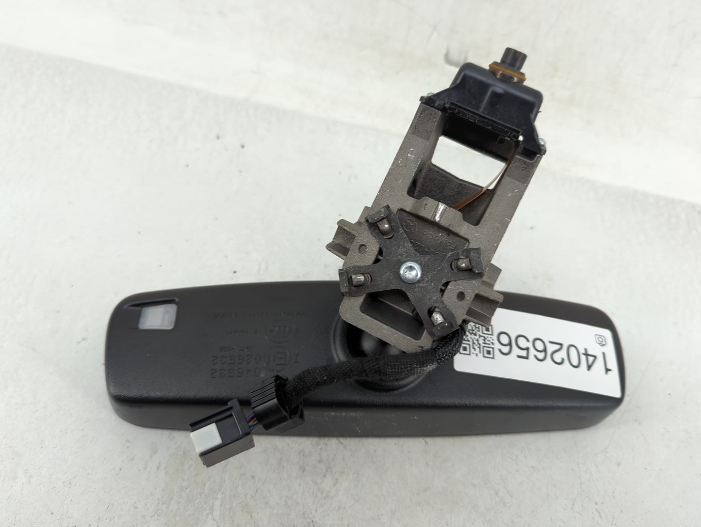 2019-2020 Ford Edge Interior Rear View Mirror Replacement OEM P/N:E11046532 Fits Fits 2019 2020 OEM Used Auto Parts - Oemuse