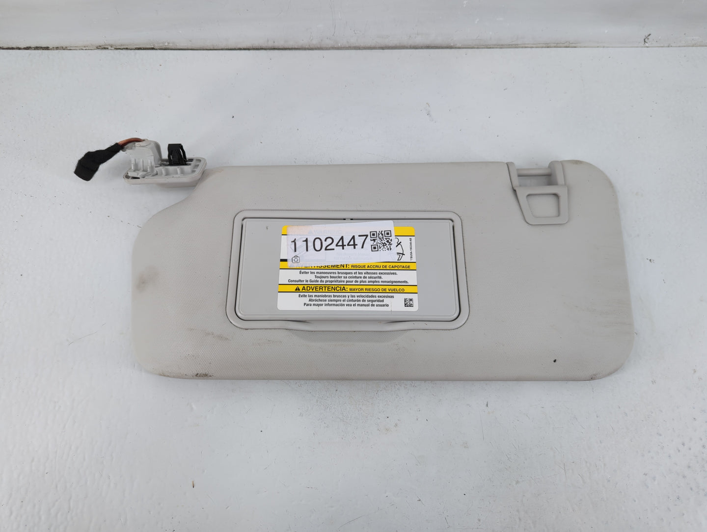 2021-2022 Ford Escape Sun Visor Shade Replacement Passenger Right Mirror Fits Fits 2021 2022 OEM Used Auto Parts - Oemusedau