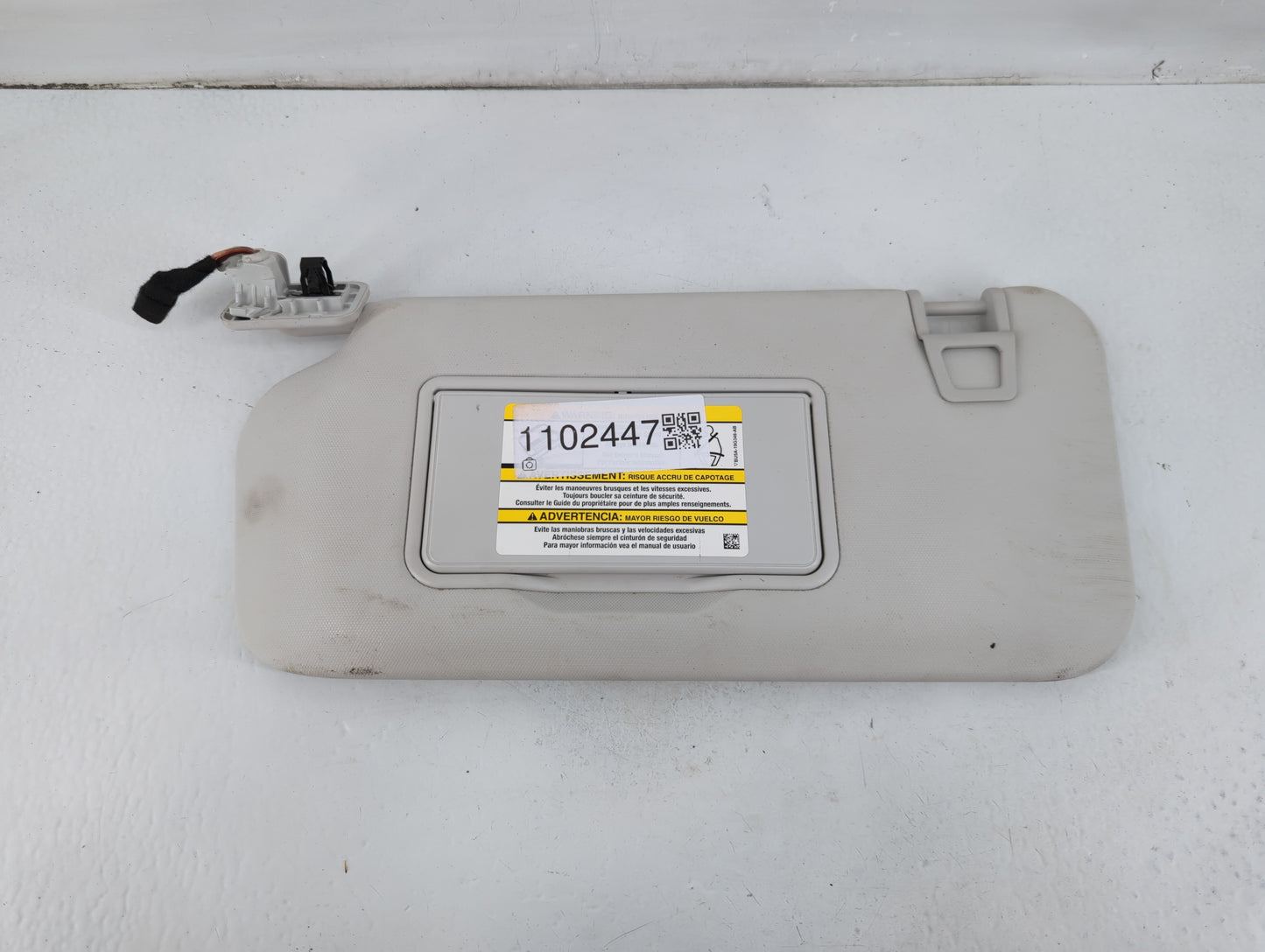 2021-2022 Ford Escape Sun Visor Shade Replacement Passenger Right Mirror Fits Fits 2021 2022 OEM Used Auto Parts - Oemusedau