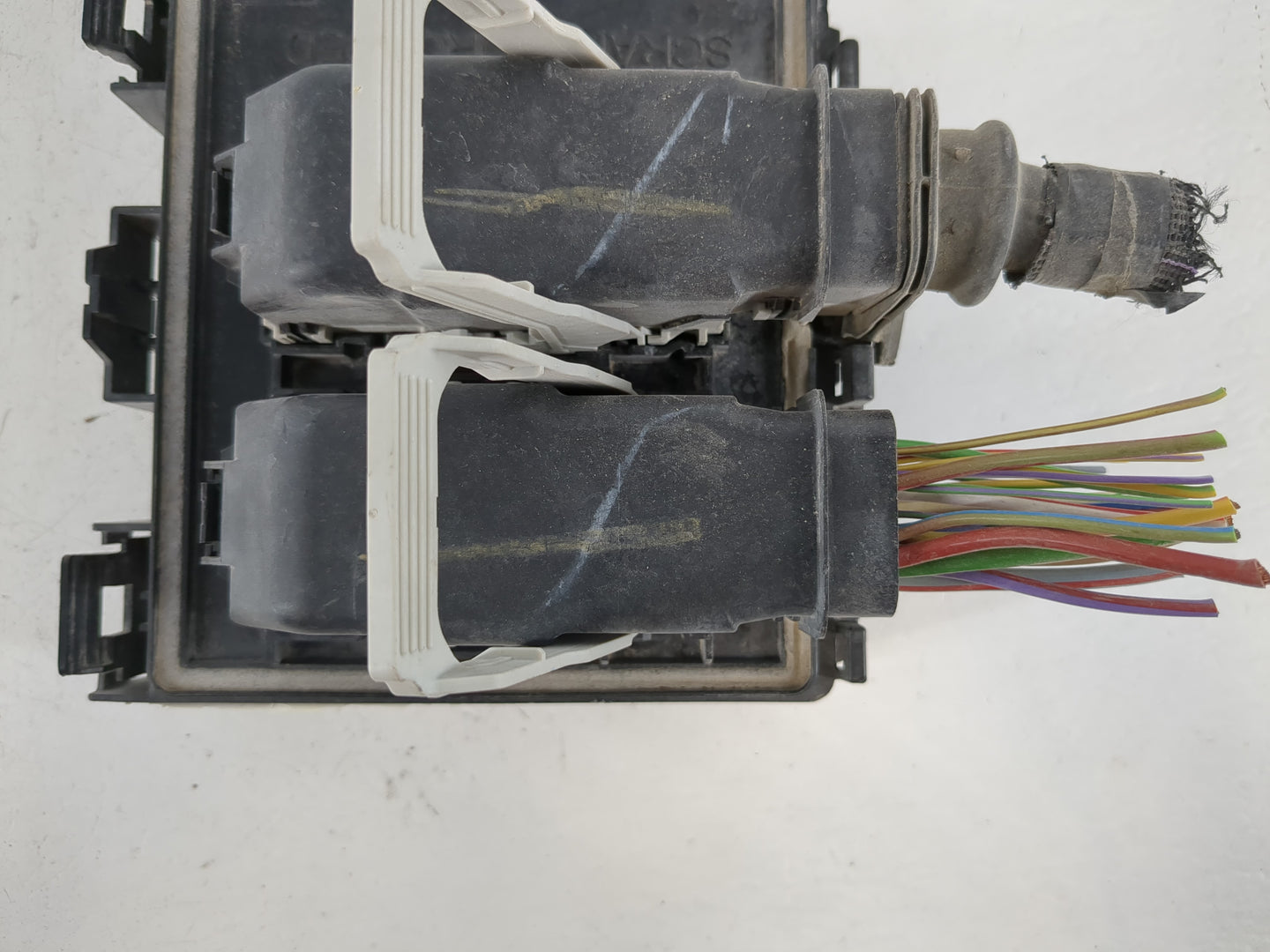 2023 Ford Escape Fusebox Fuse Box Panel Relay Module P/N:PZ1T-14D068-NAB Fits OEM Used Auto Parts - Oemusedautoparts1.com