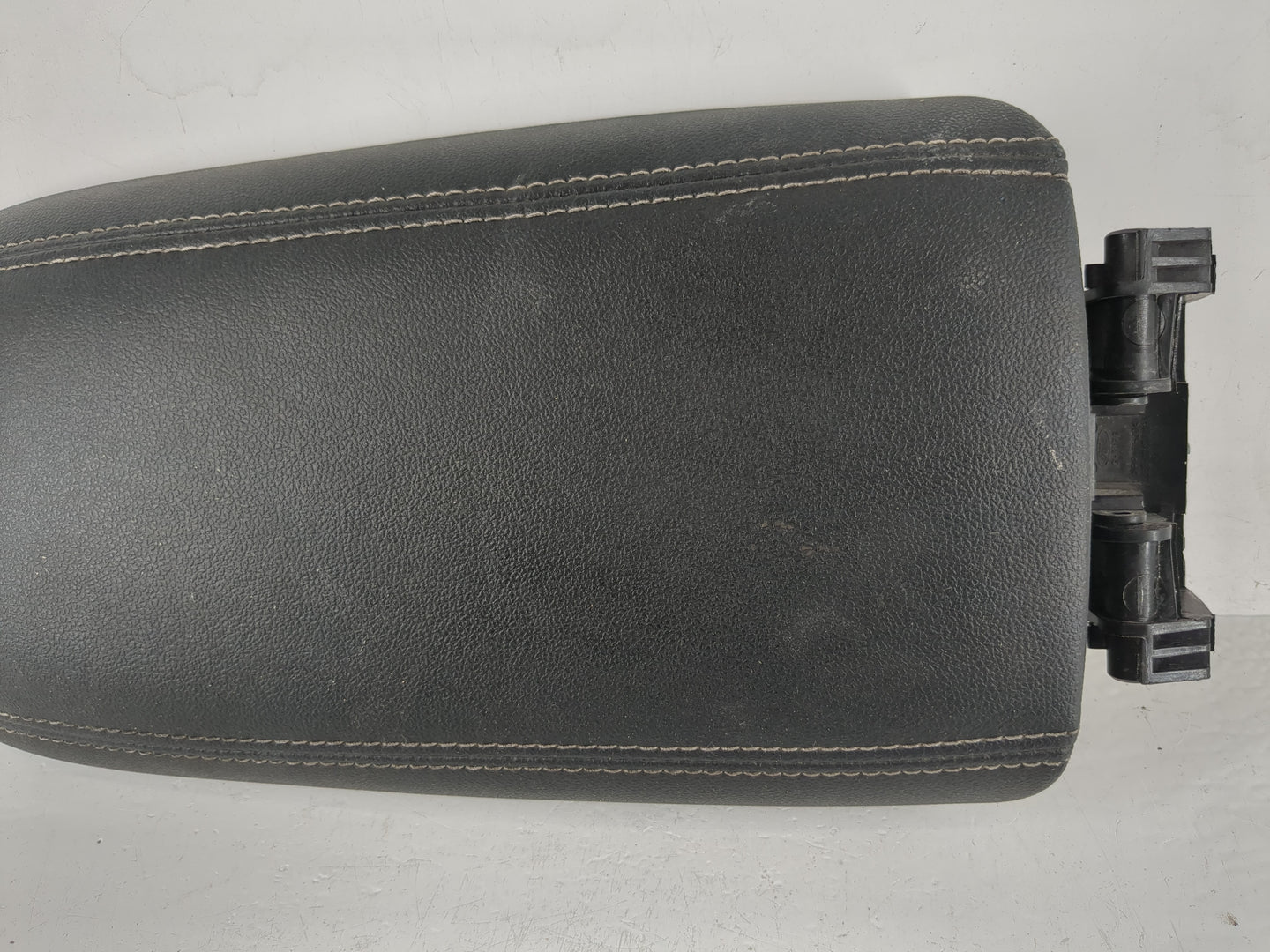 2023 Ford Escape Center Console Armrest Cover Lid Fits OEM Used Auto Parts - Oemusedautoparts1.com