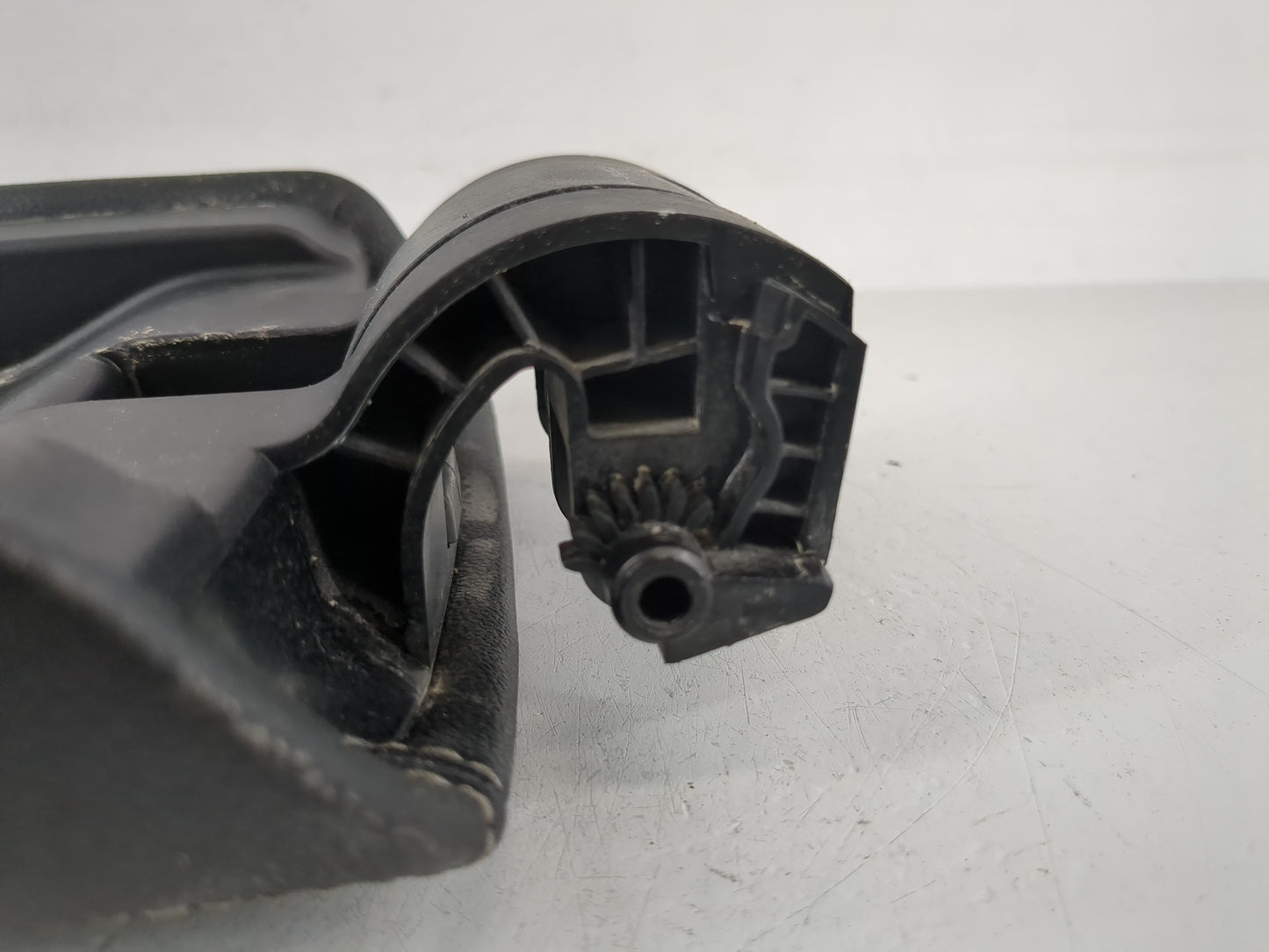 2023 Ford Escape Center Console Armrest Cover Lid Fits OEM Used Auto Parts - Oemusedautoparts1.com