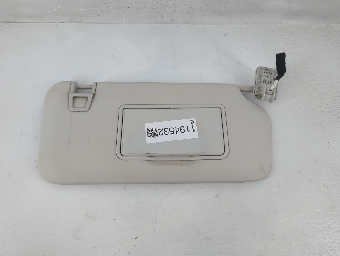 2021-2022 Ford Escape Sun Visor Shade Replacement Passenger Right Mirror Fits Fits 2021 2022 OEM Used Auto Parts - Oemusedau