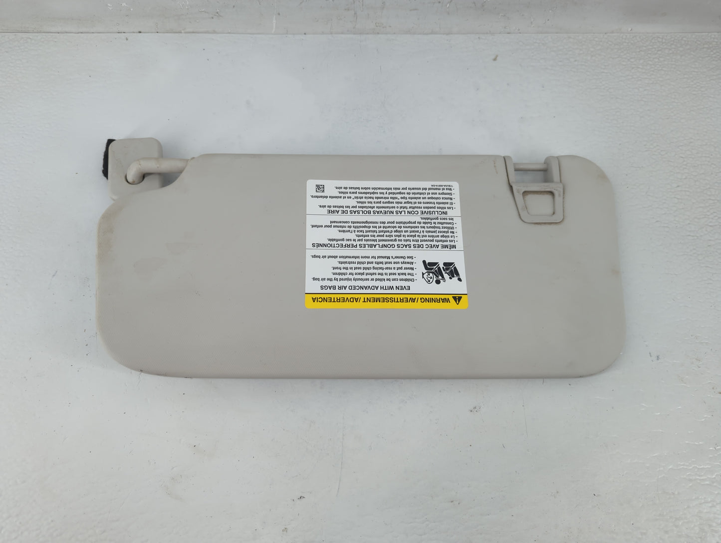 2021-2022 Ford Escape Sun Visor Shade Replacement Passenger Right Mirror Fits Fits 2021 2022 OEM Used Auto Parts - Oemusedau