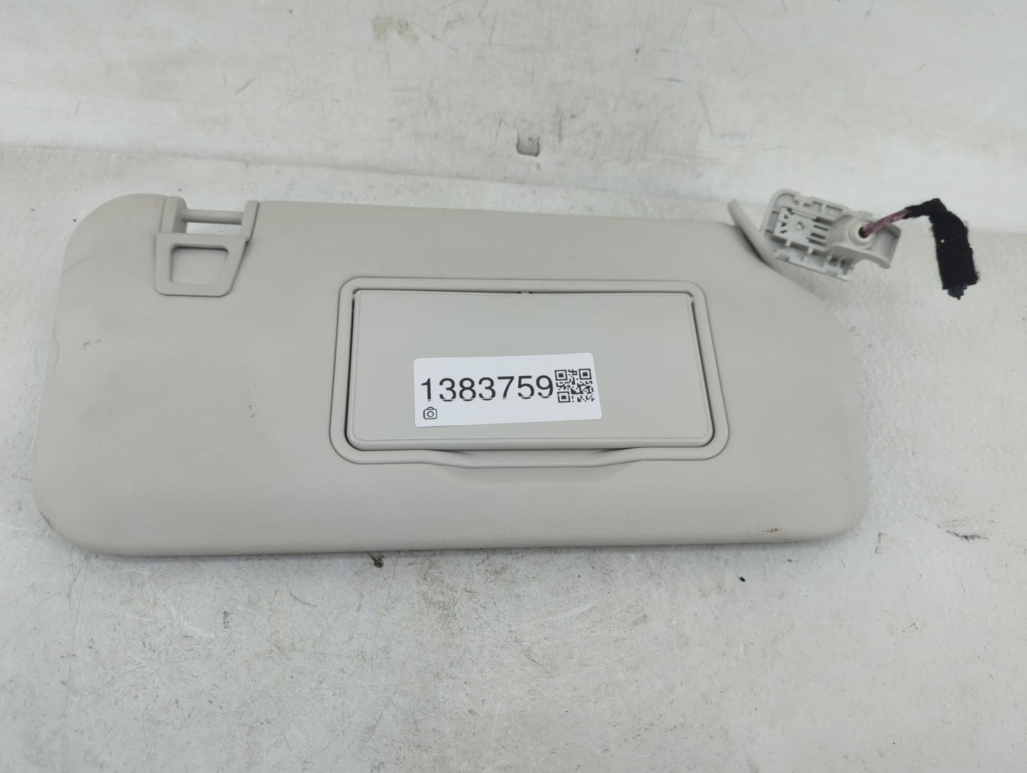 2021-2022 Ford Escape Sun Visor Shade Replacement Passenger Right Mirror Fits Fits 2021 2022 OEM Used Auto Parts - Oemusedau