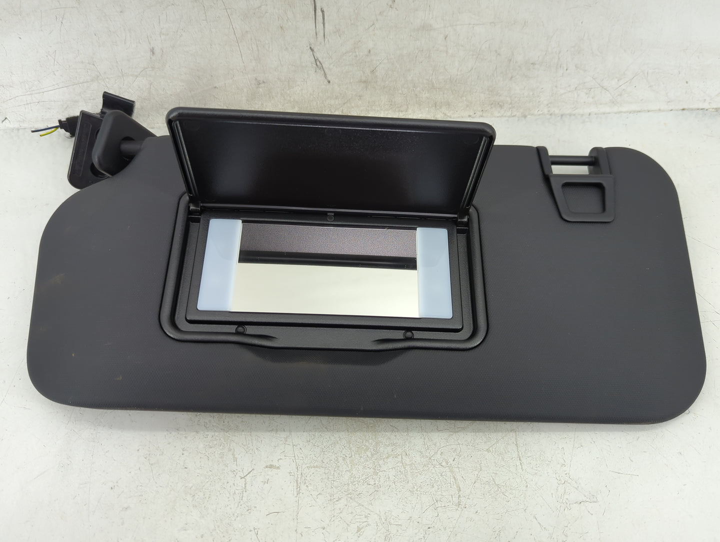 2021-2022 Ford Escape Sun Visor Shade Replacement Driver Left Mirror Fits Fits 2021 2022 OEM Used Auto Parts - Oemusedautopa