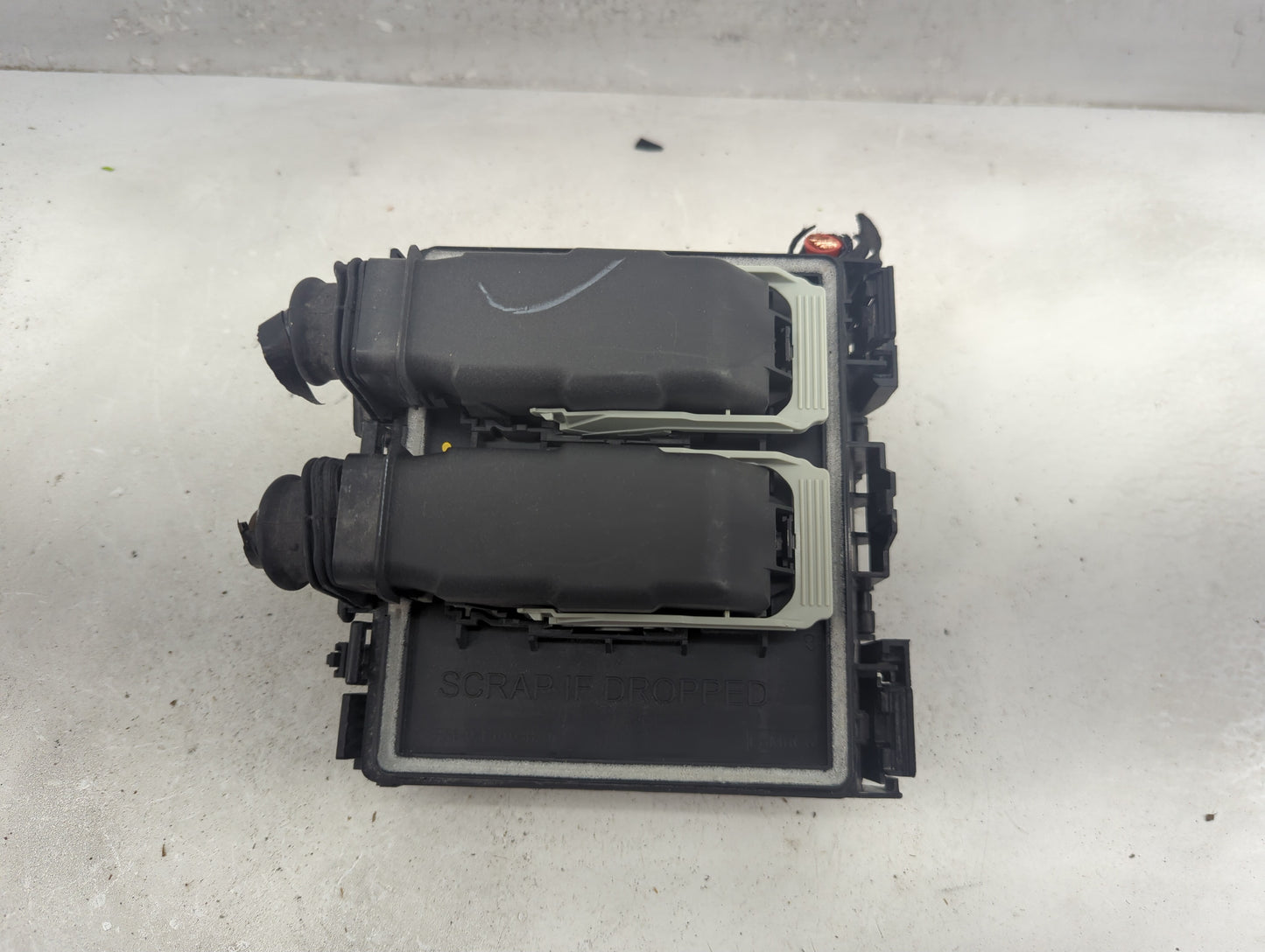 2023 Ford Escape Fusebox Fuse Box Panel Relay Module P/N:PZ1T-14D068-NAB Fits OEM Used Auto Parts - Oemusedautoparts1.com