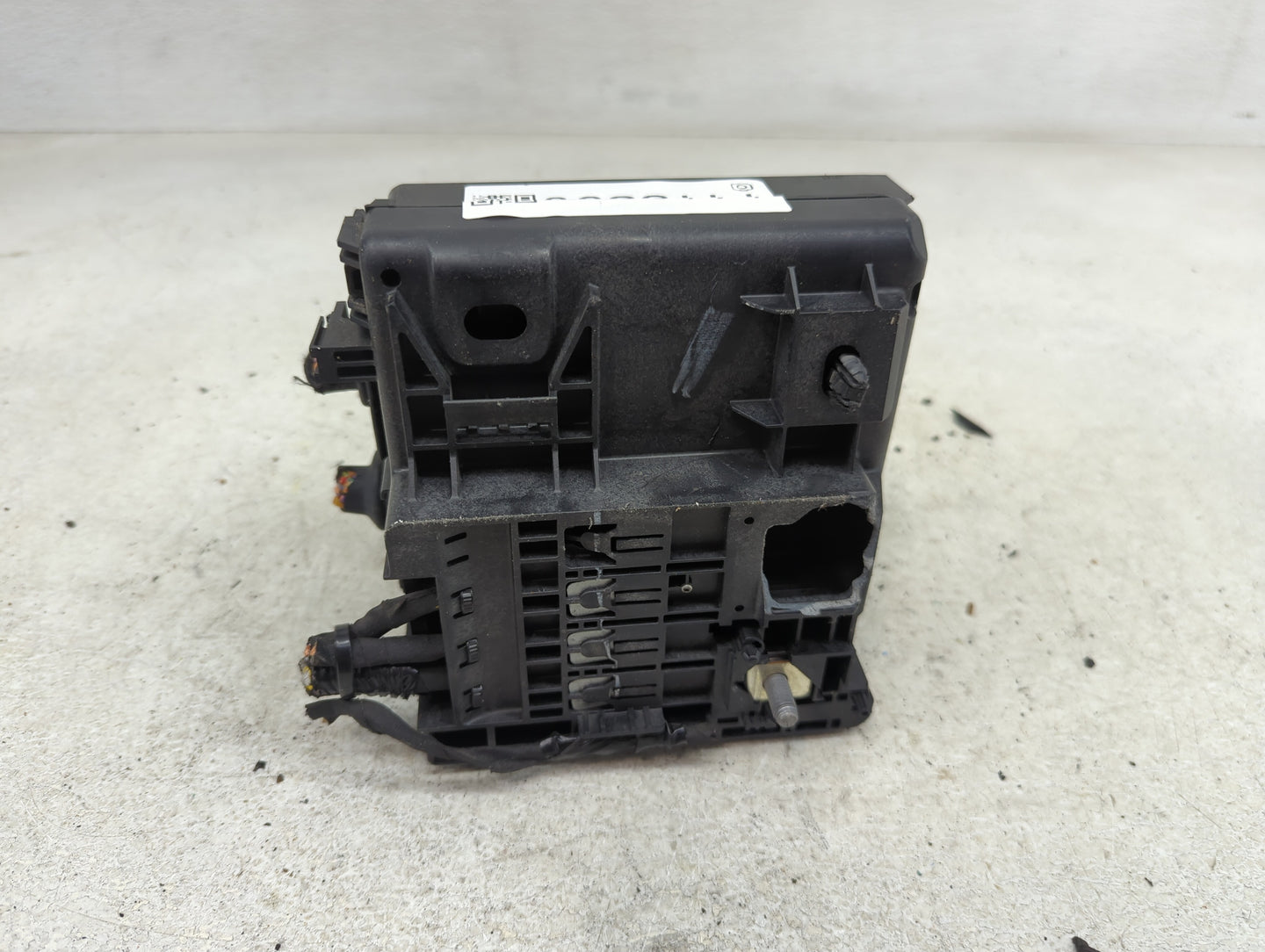 2023 Ford Escape Fusebox Fuse Box Panel Relay Module Fits OEM Used Auto Parts - Oemusedautoparts1.com