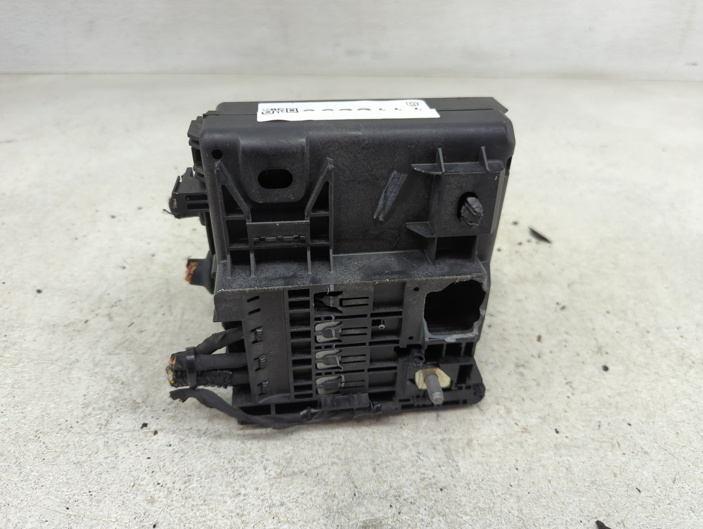 2023 Ford Escape Fusebox Fuse Box Panel Relay Module Fits OEM Used Auto Parts - Oemusedautoparts1.com