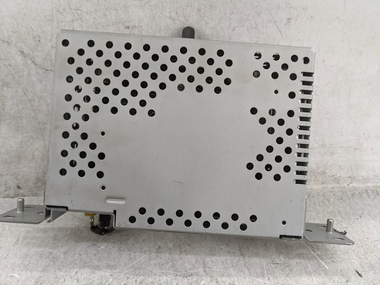 2023 Ford Escape Radio AM FM Cd Player Receiver Replacement P/N:PJ6T-18D890-AE PTAE723797, H1H4GECN Fits OEM Used Auto Parts