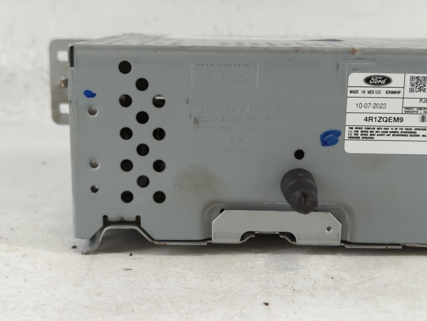 2023 Ford Escape Am Fm Cd Player Radio Receiver - Oemusedautoparts1.com