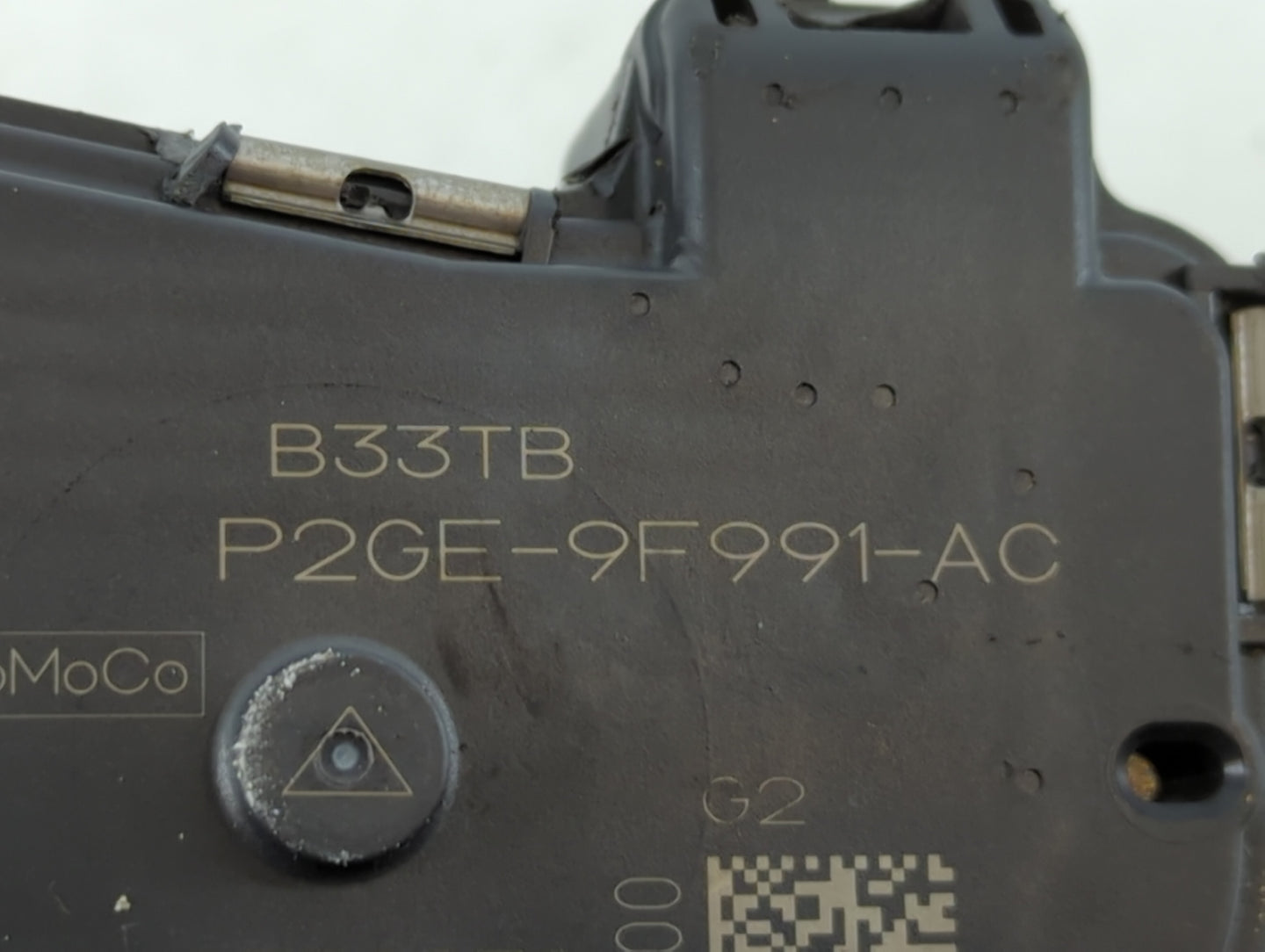 2023 Ford Escape Throttle Body P/N:B33TB P2GE-9F991-AC Fits OEM Used Auto Parts - Oemusedautoparts1.com