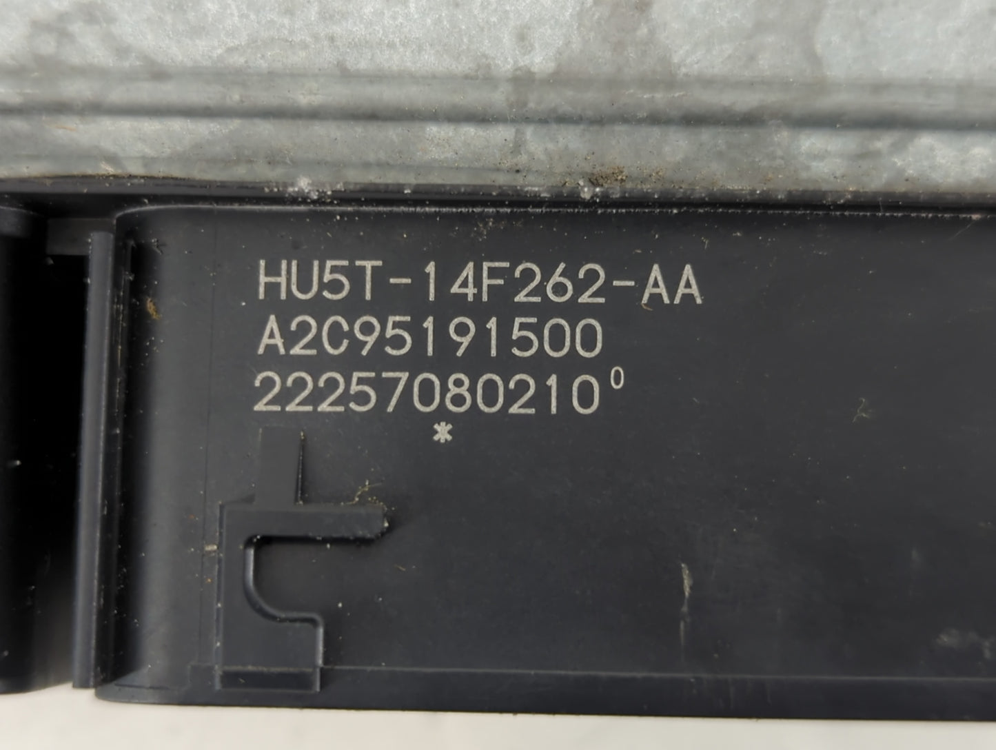 2023 Ford Escape PCM Engine Control Computer ECU ECM PCU OEM P/N:A2C95191500 HU5T-14F262-AA Fits OEM Used Auto Parts - Oemus