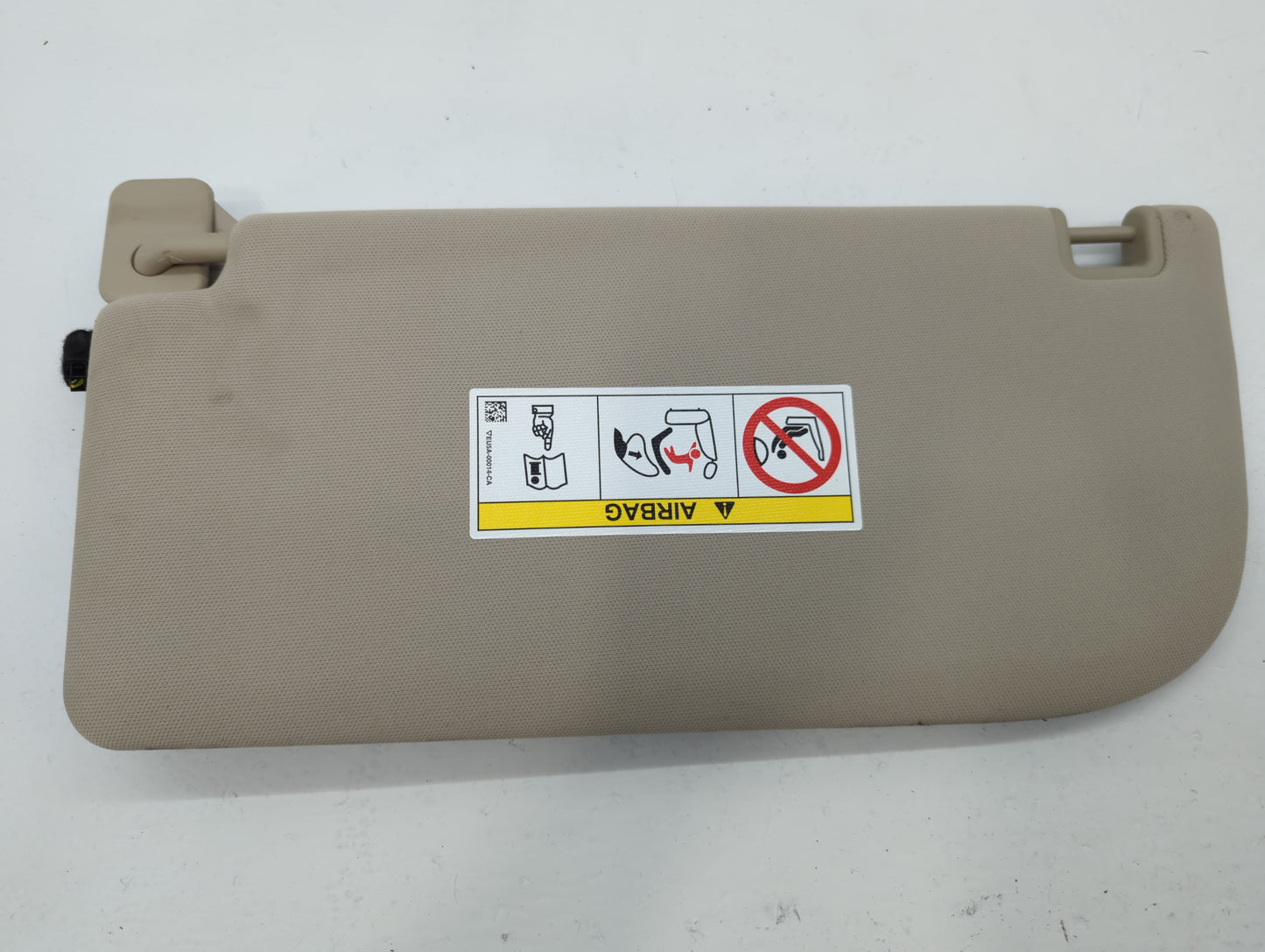 2023 Ford Expedition Sun Visor Shade Replacement Passenger Right Mirror Fits OEM Used Auto Parts - Oemusedautoparts1.com