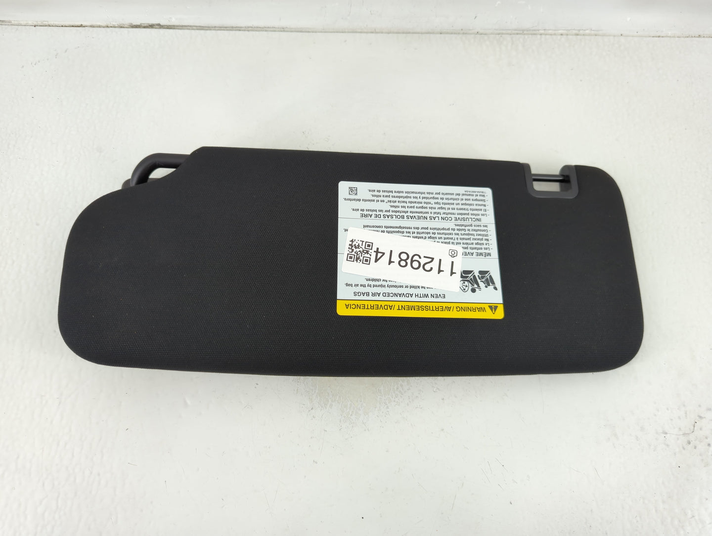 2023 Ford Explorer Sun Visor Shade Replacement Passenger Right Mirror Fits OEM Used Auto Parts - Oemusedautoparts1.com