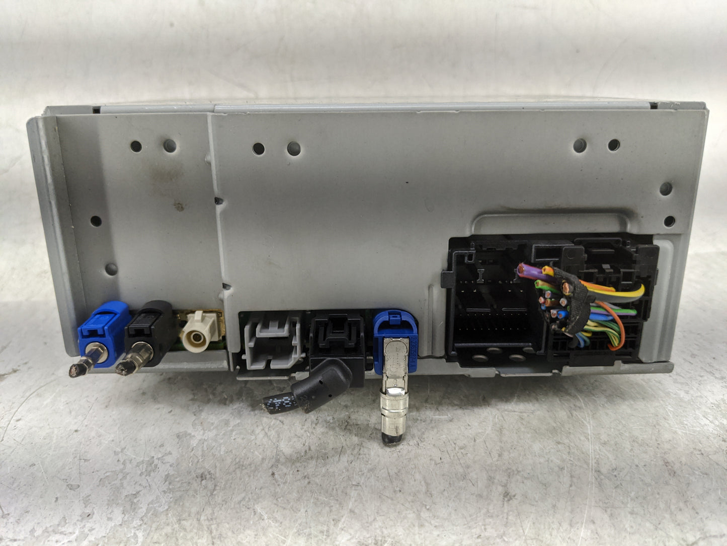 2020-2022 Ford Explorer Radio AM FM Cd Player Receiver Replacement P/N:LB5T-18D832-KY Fits Fits 2020 2021 2022 OEM Used Auto