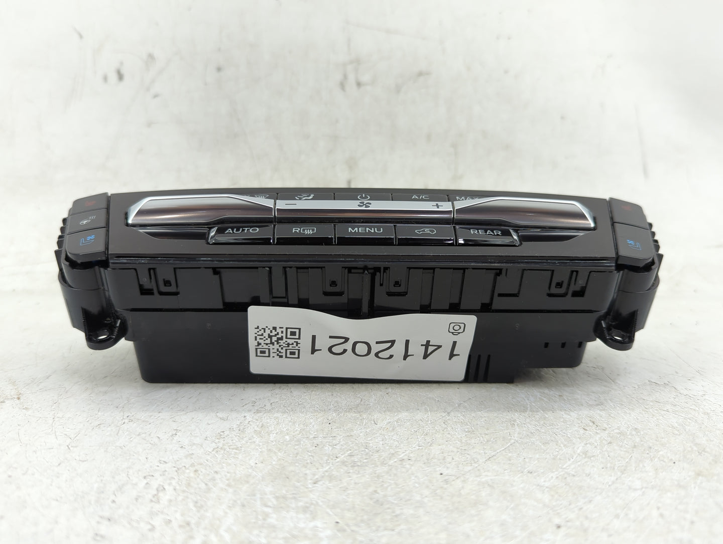 2023 Ford Explorer Climate Control Module Temperature AC/Heater Replacement P/N:NB5T-18C612-EB Fits OEM Used Auto Parts - Oe