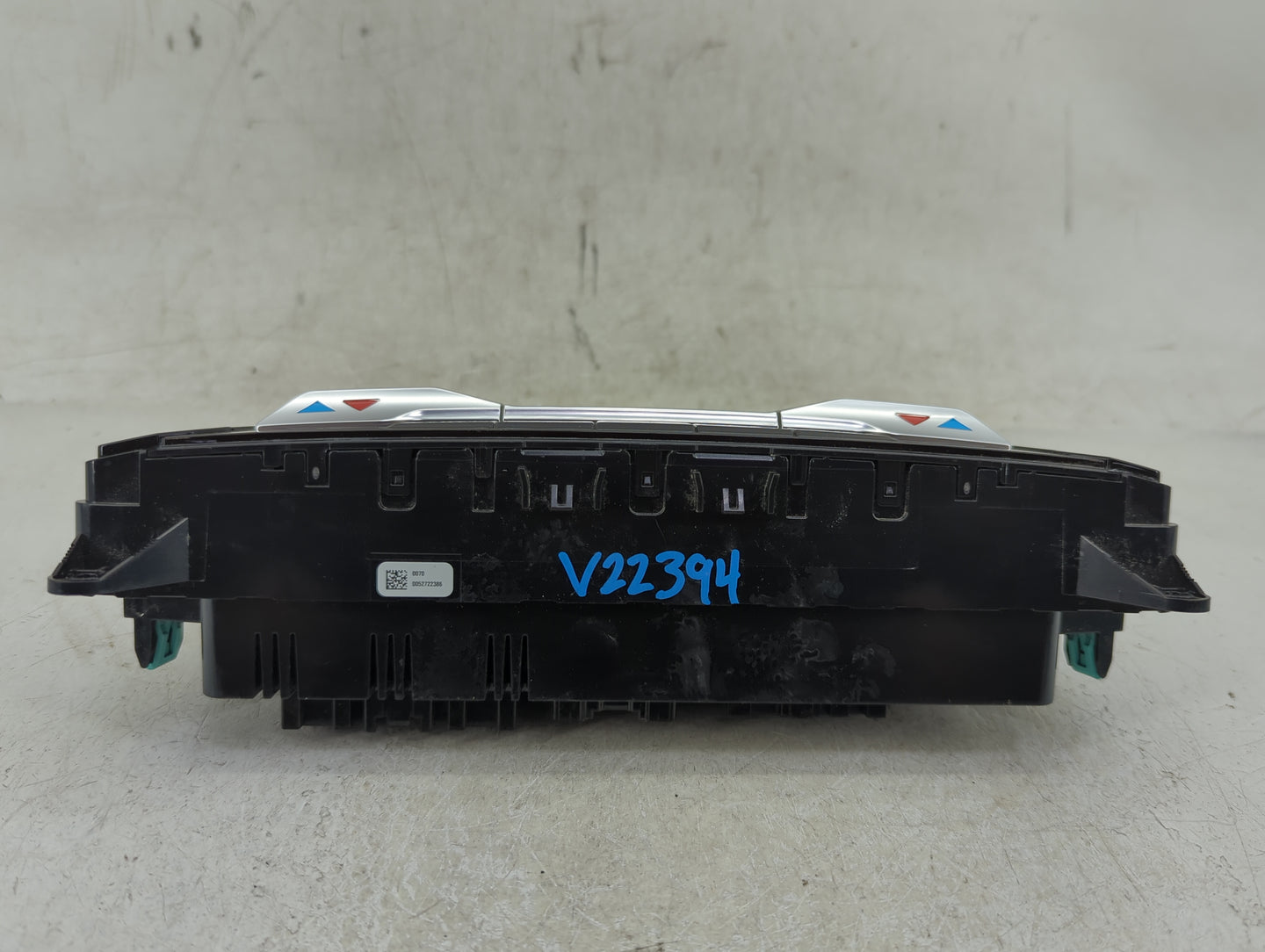 2023 Ford Explorer Climate Control Module Temperature AC/Heater Replacement P/N:NB5T-18C612-EB Fits OEM Used Auto Parts - Oe