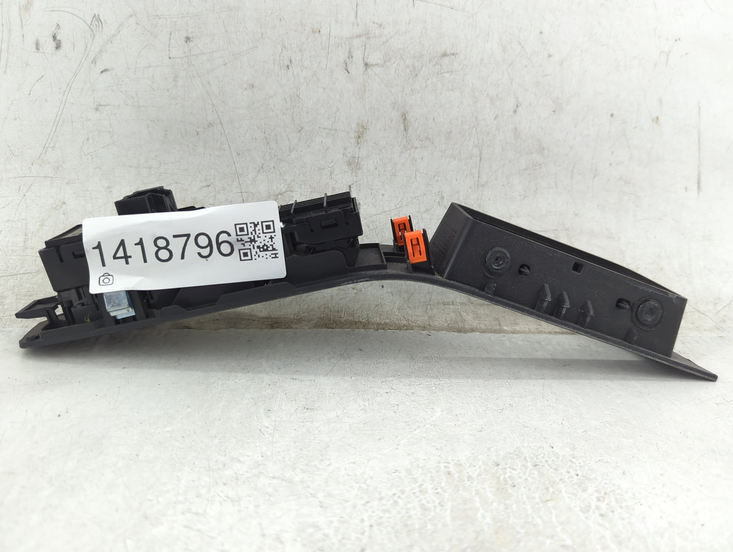 2023 Ford Explorer Master Power Window Switch Replacement Driver Side Left P/N:6020669 LB5B-S240A41 Fits OEM Used Auto Parts