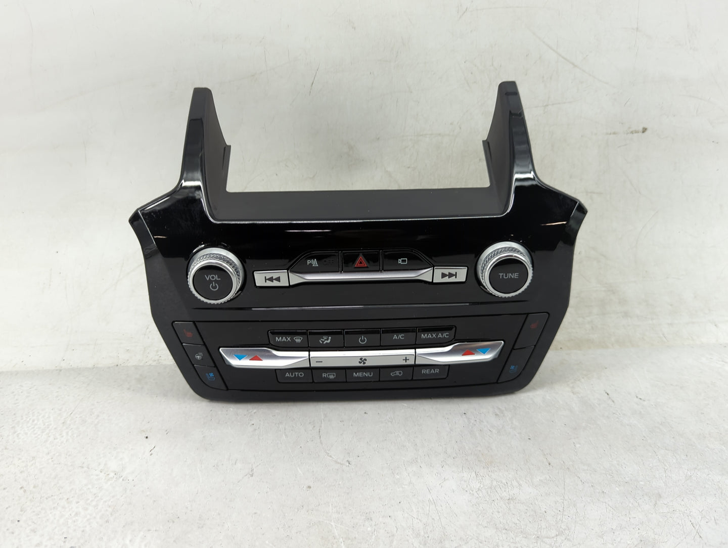 2023 Ford Explorer Climate Control Module Temperature AC/Heater Replacement P/N:LB5T-18K811-CK Fits OEM Used Auto Parts - Oe