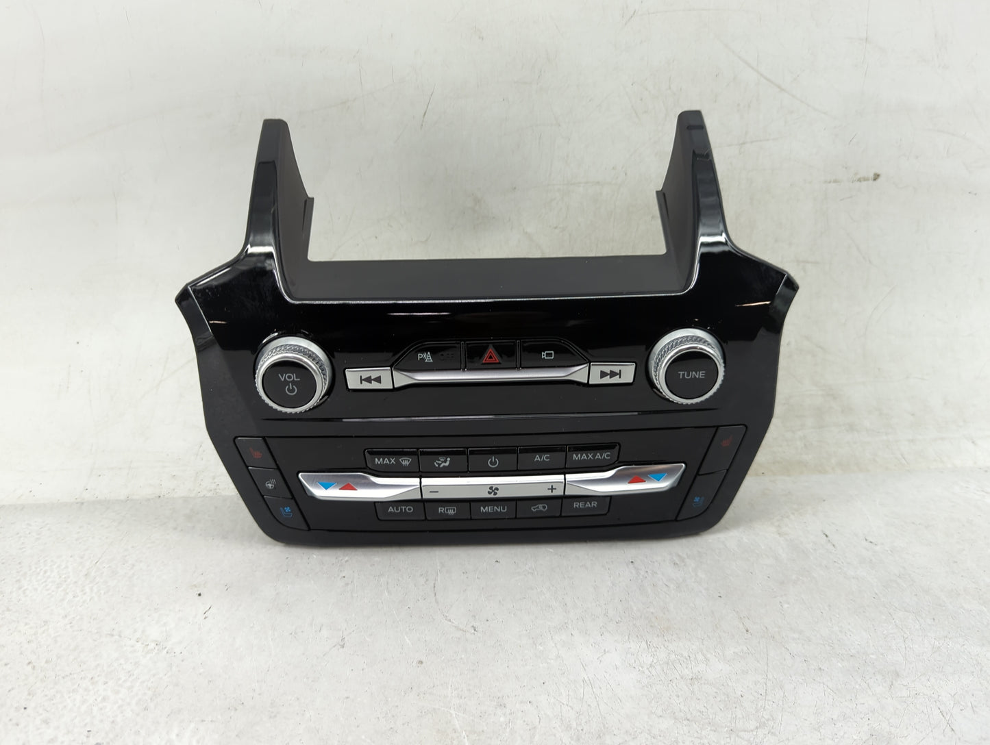 2023 Ford Explorer Climate Control Module Temperature AC/Heater Replacement P/N:LB5T-18K811-CK Fits OEM Used Auto Parts - Oe
