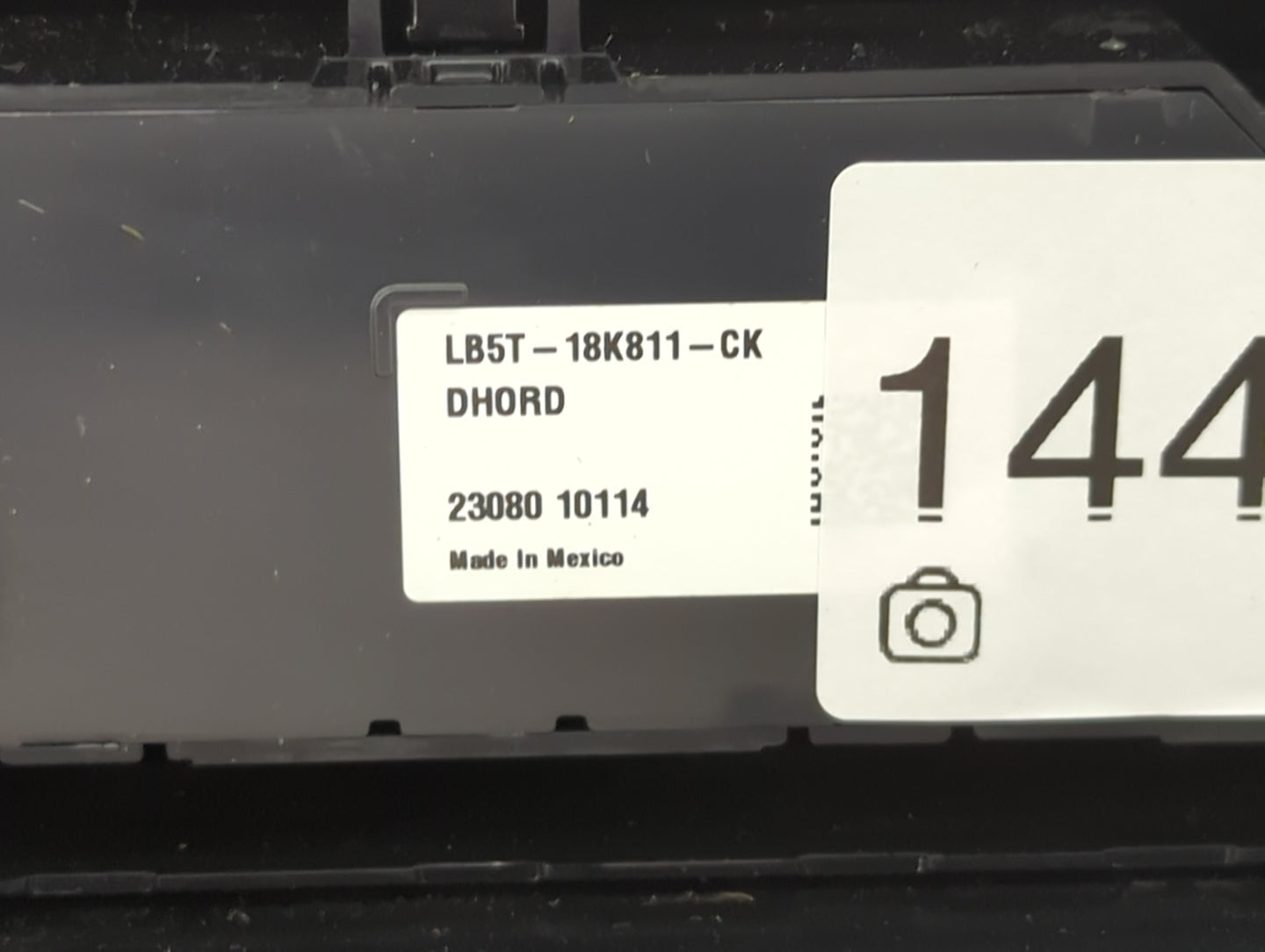 2023 Ford Explorer Climate Control Module Temperature AC/Heater Replacement P/N:LB5T-18K811-CK Fits OEM Used Auto Parts - Oe
