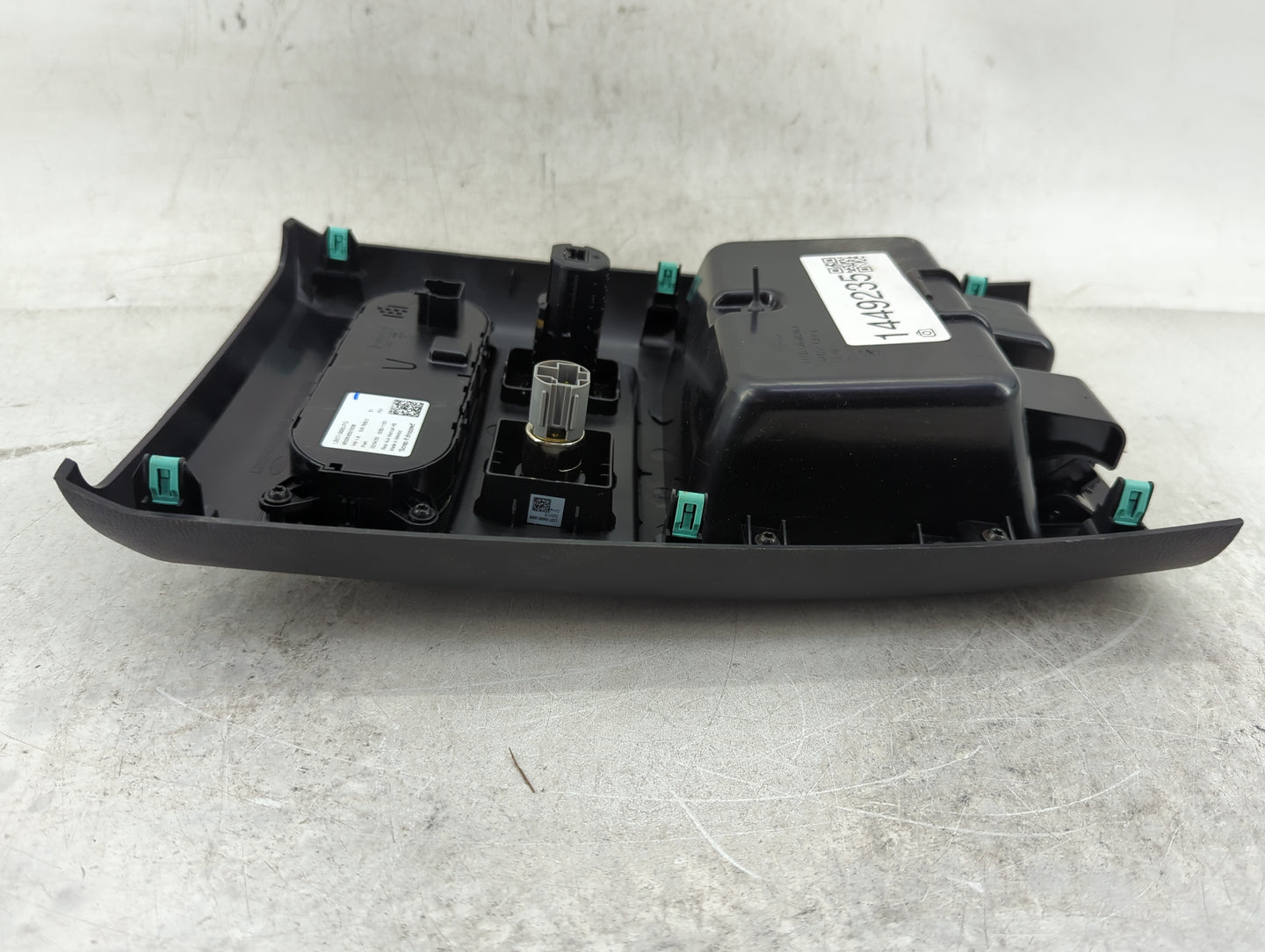 2023 Ford Explorer Climate Control Module Temperature AC/Heater Replacement Fits OEM Used Auto Parts - Oemusedautoparts1.com